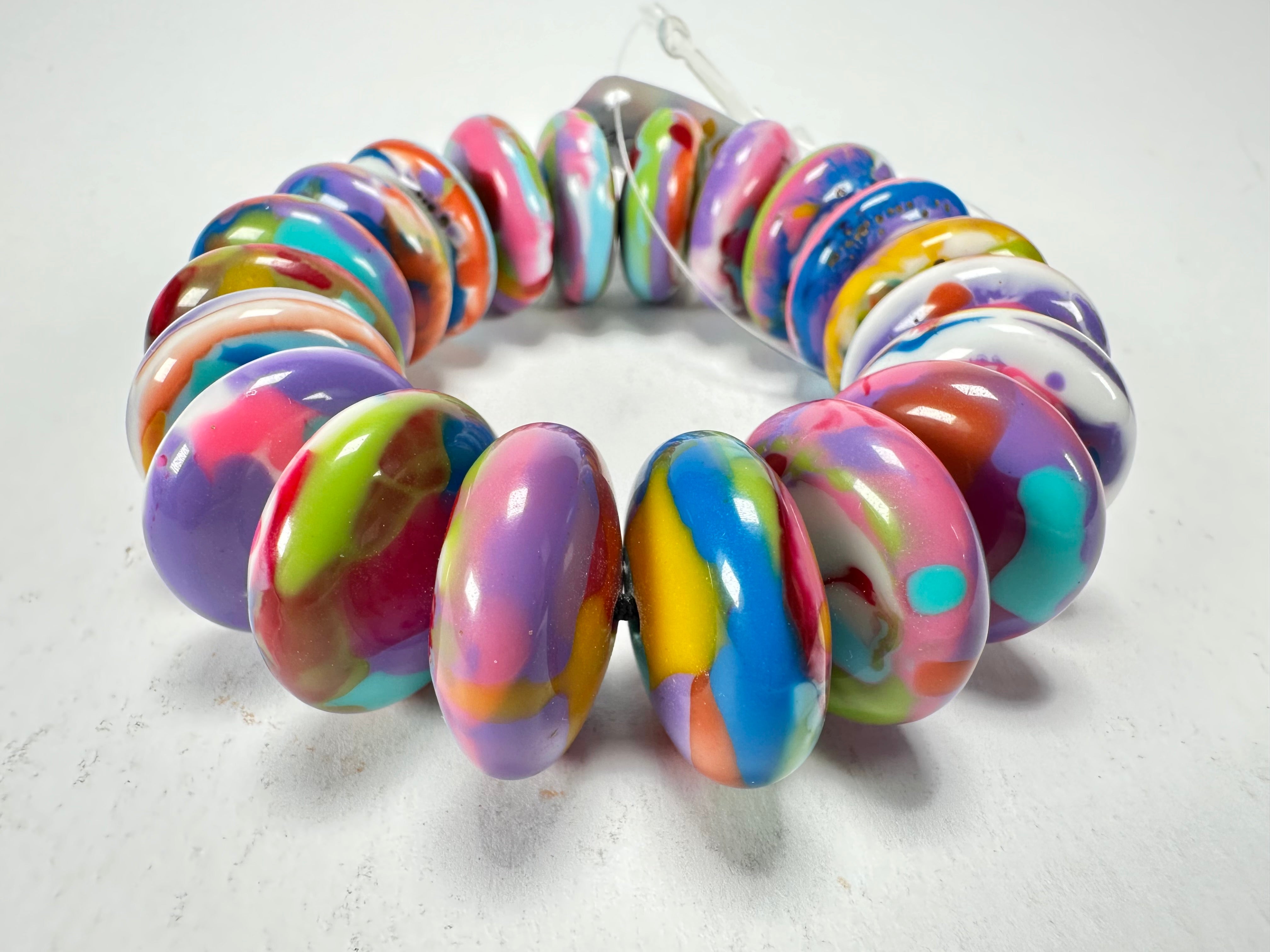 Jackie Brazil "Ana" Kandinsky Elasticated Wheels Resin Bracelet ( B0910 )