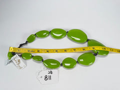 Jackie Brazil "Green Gloss" Short Flat Riverstones 50cm Necklace ( N3616 )