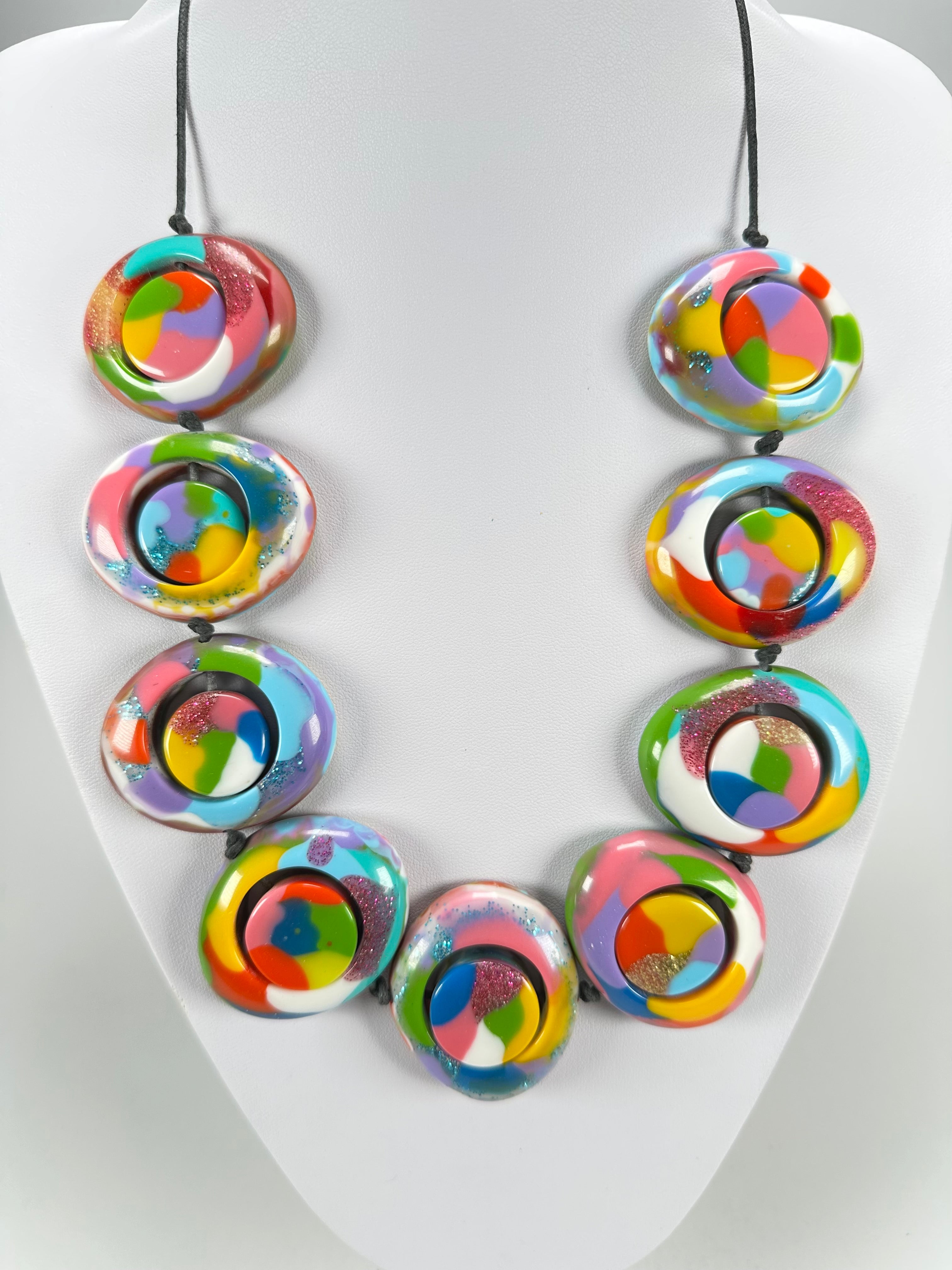 Jackie Brazil "Saturn" Kandinsky Disk and Cylinder On String Short 50cm Necklace ( N0060 )