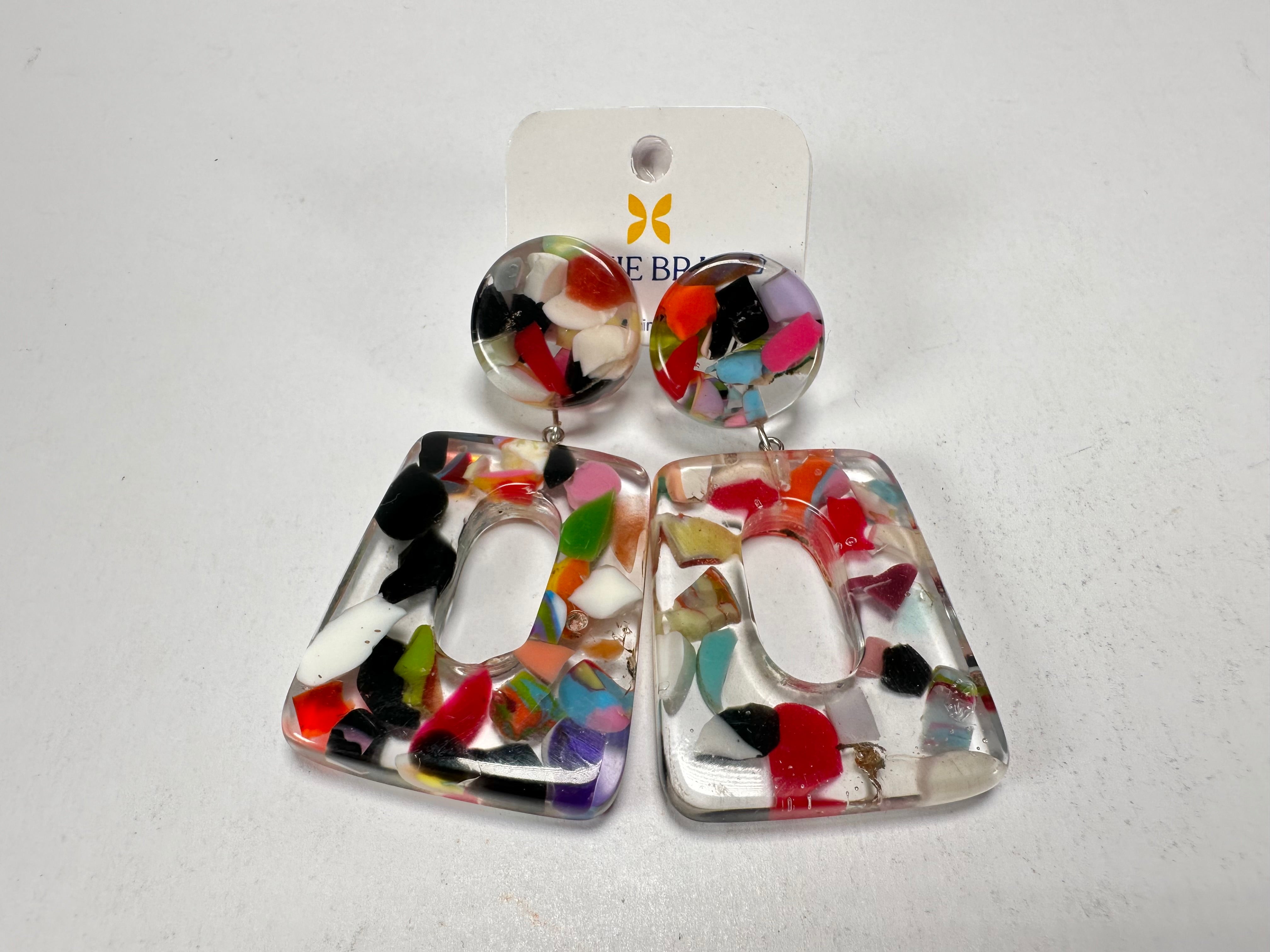 Jackie Brazil "Ruth" Cascade Trapez On Pin Resin Earrings ( E0010 )
