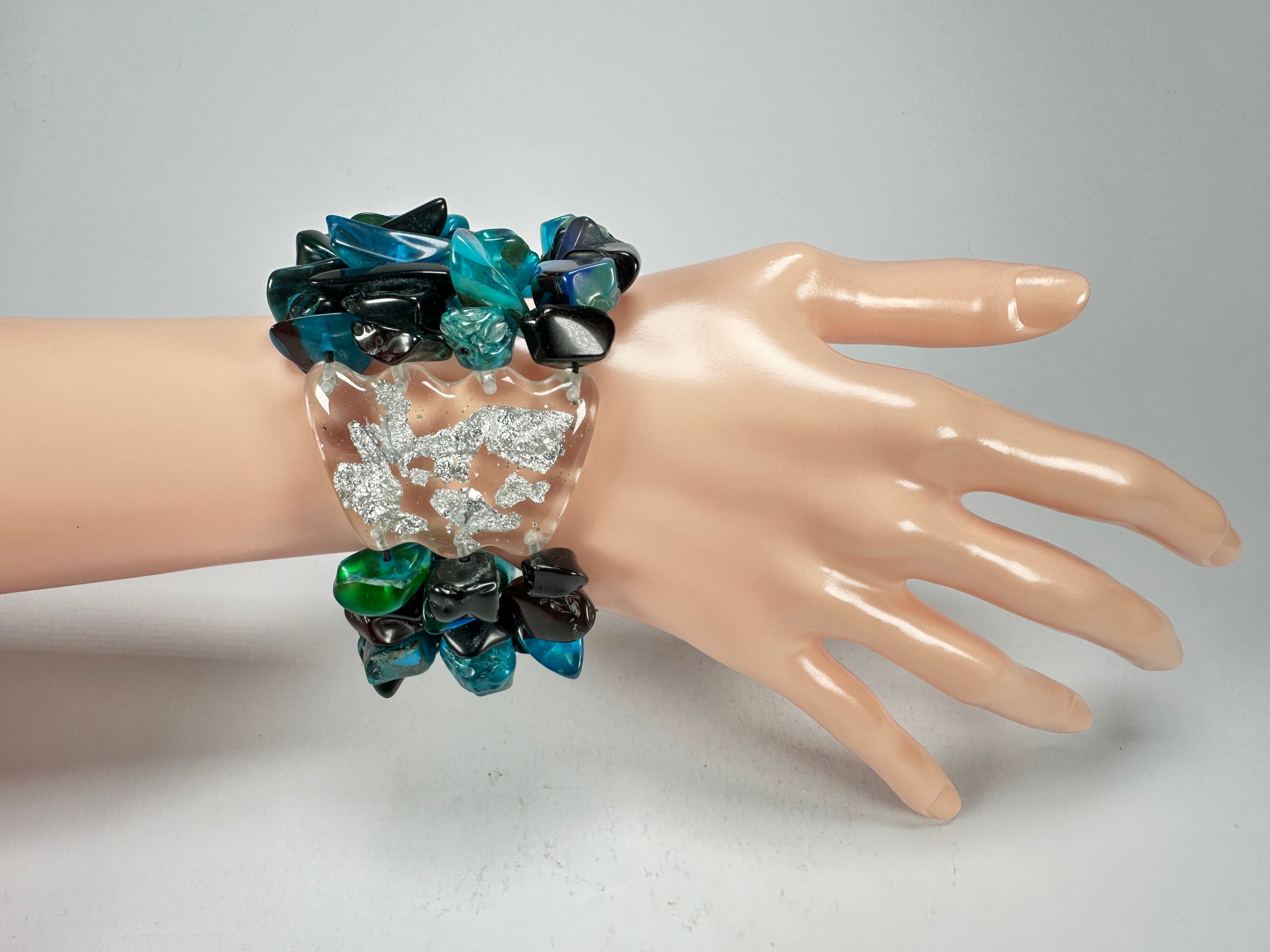 Jackie Brazil "Orient Express" 3 & 4 Beaded Strands with Leaf Pendant Blue Mix Resin Bracelet ( B3544 )