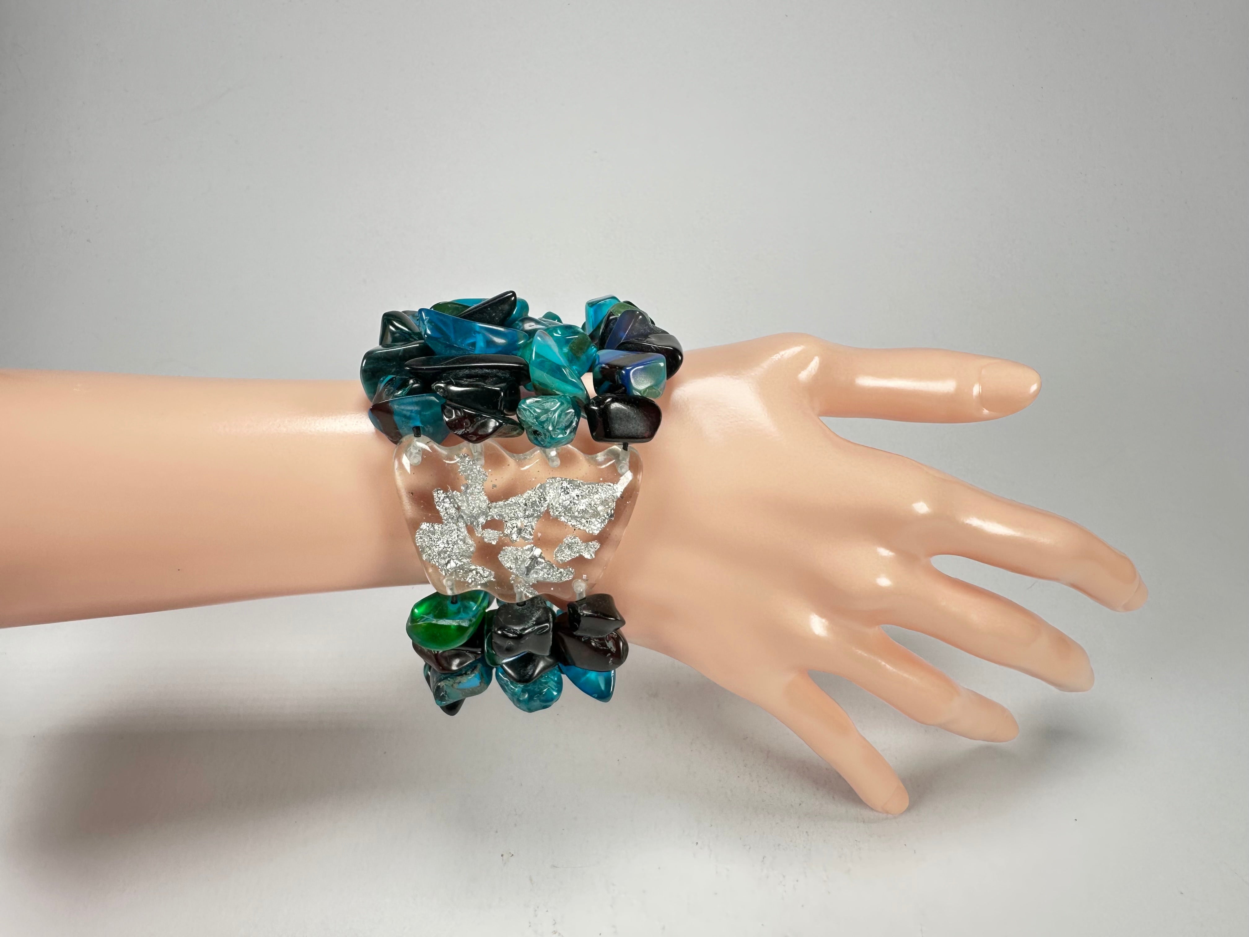Jackie Brazil "Orient Express" 3 & 4 Beaded Strands with Leaf Pendant Blue Mix Resin Bracelet ( B3544 )