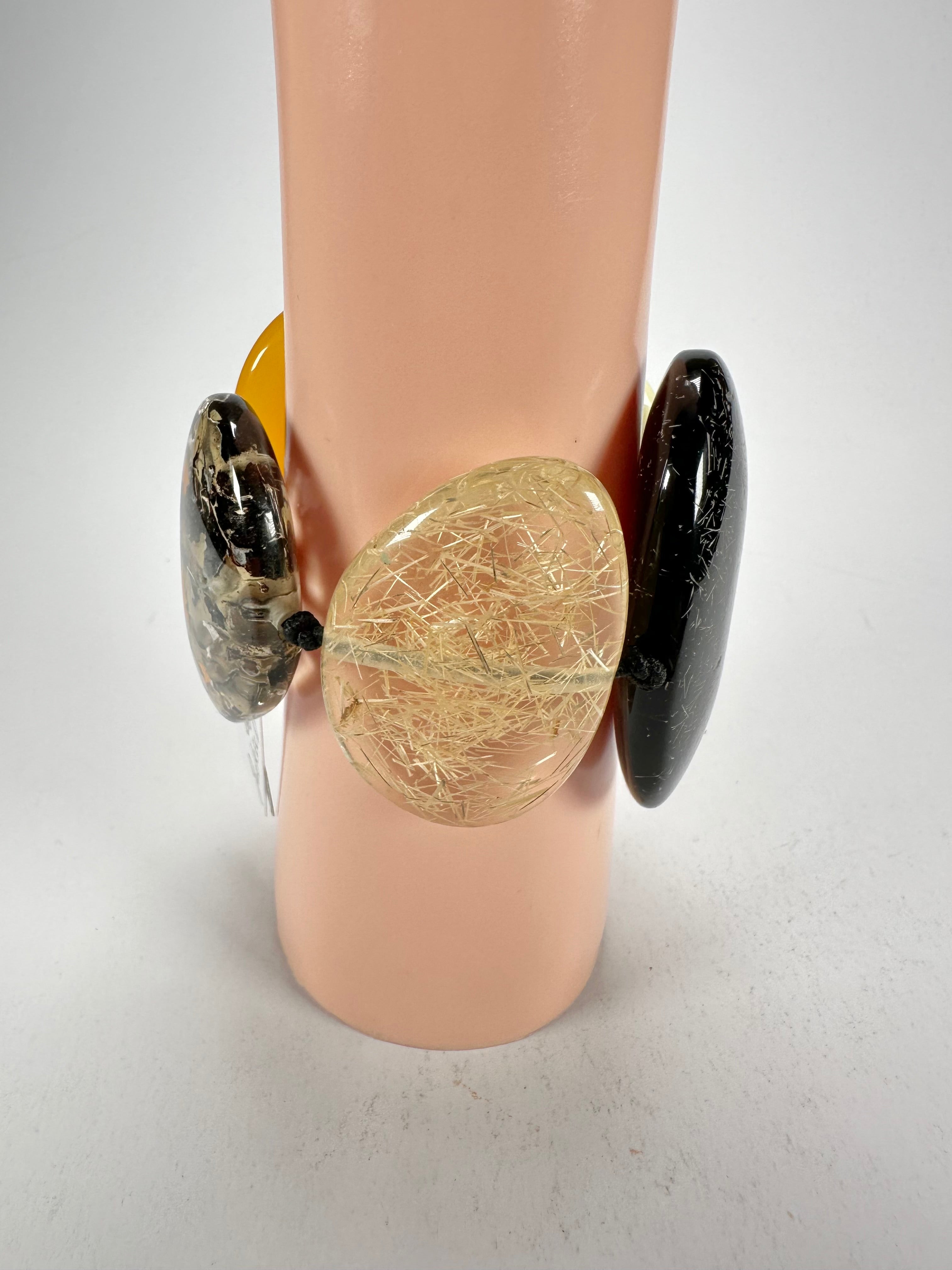 Jackie Brazil "Riverstones" Seasons Mix Stone Large Flat Stones On Elastic Bracelet ( B3716 )