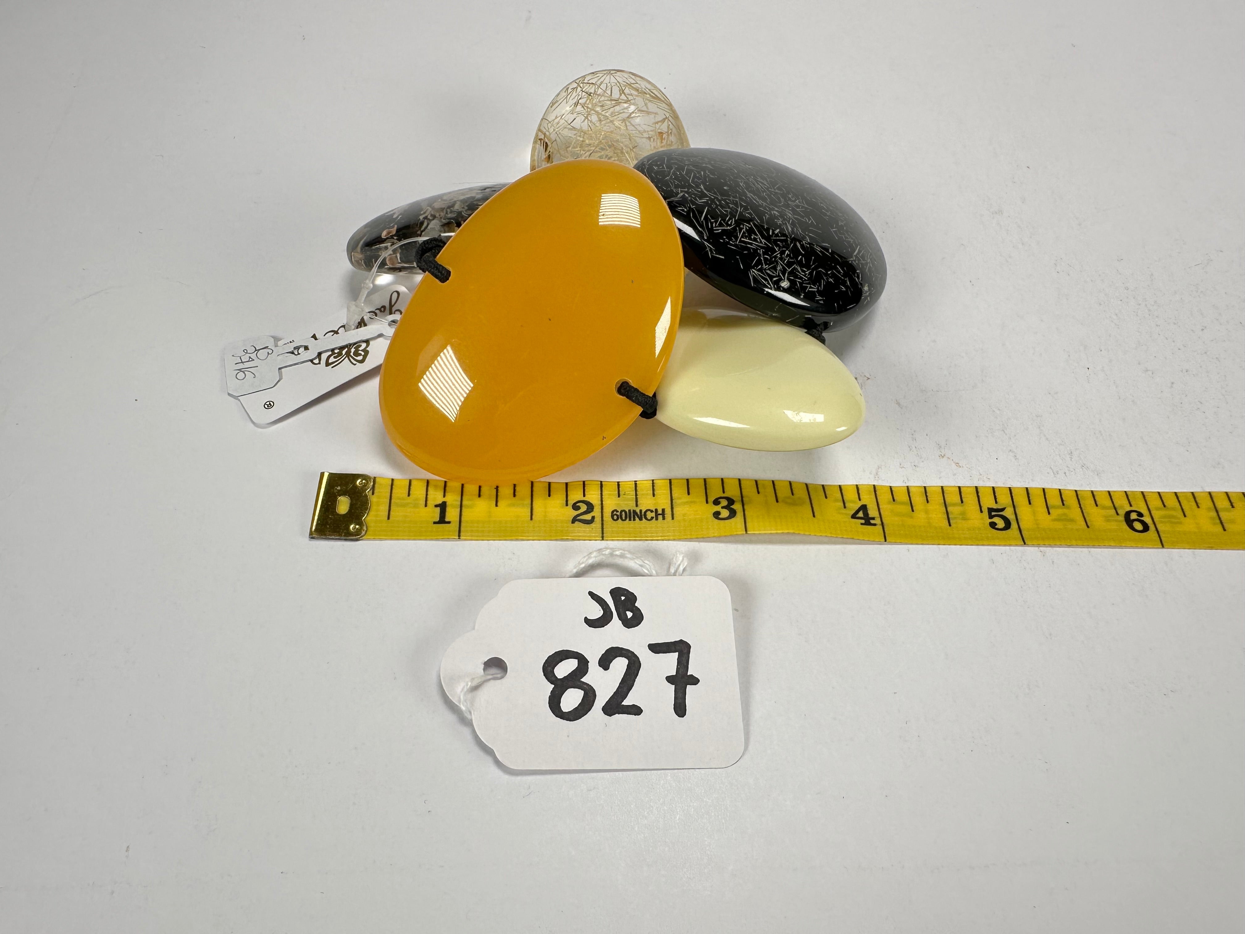 Jackie Brazil "Riverstones" Seasons Mix Stone Large Flat Stones On Elastic Bracelet ( B3716 )