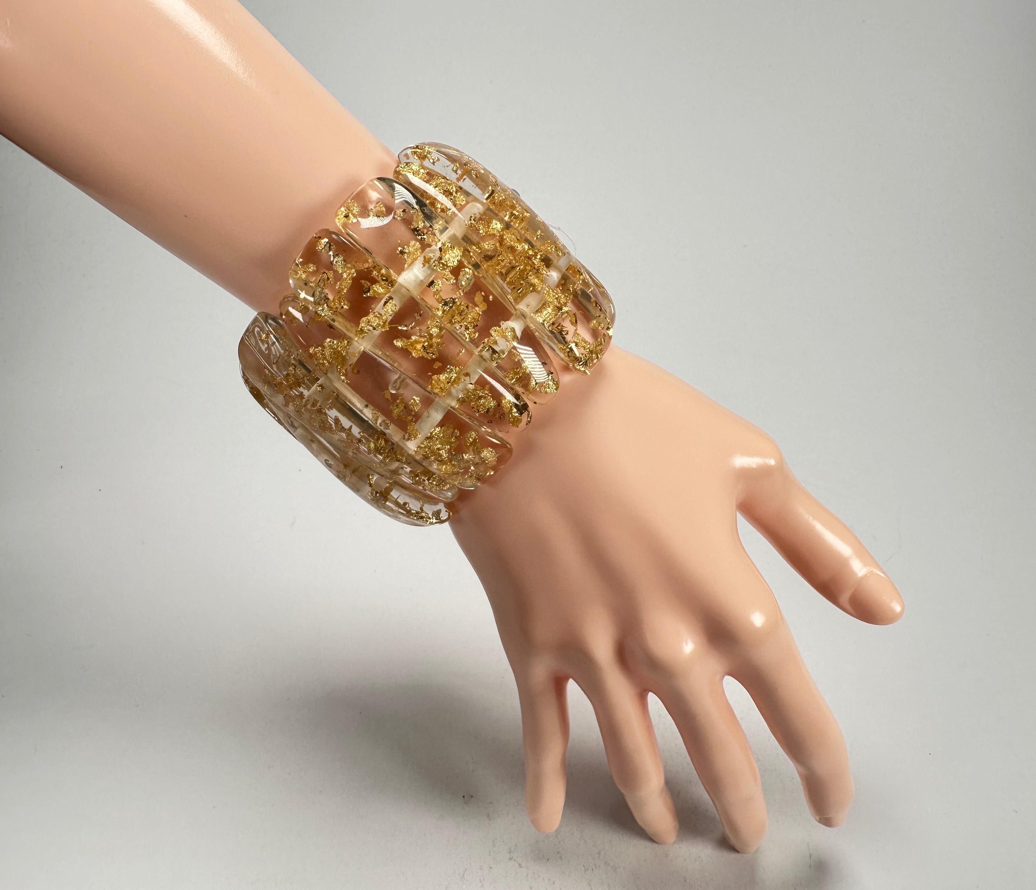 Jackie Brazil "Tulip" Gold Flakes Elasticated Bracelet ( B0026 )