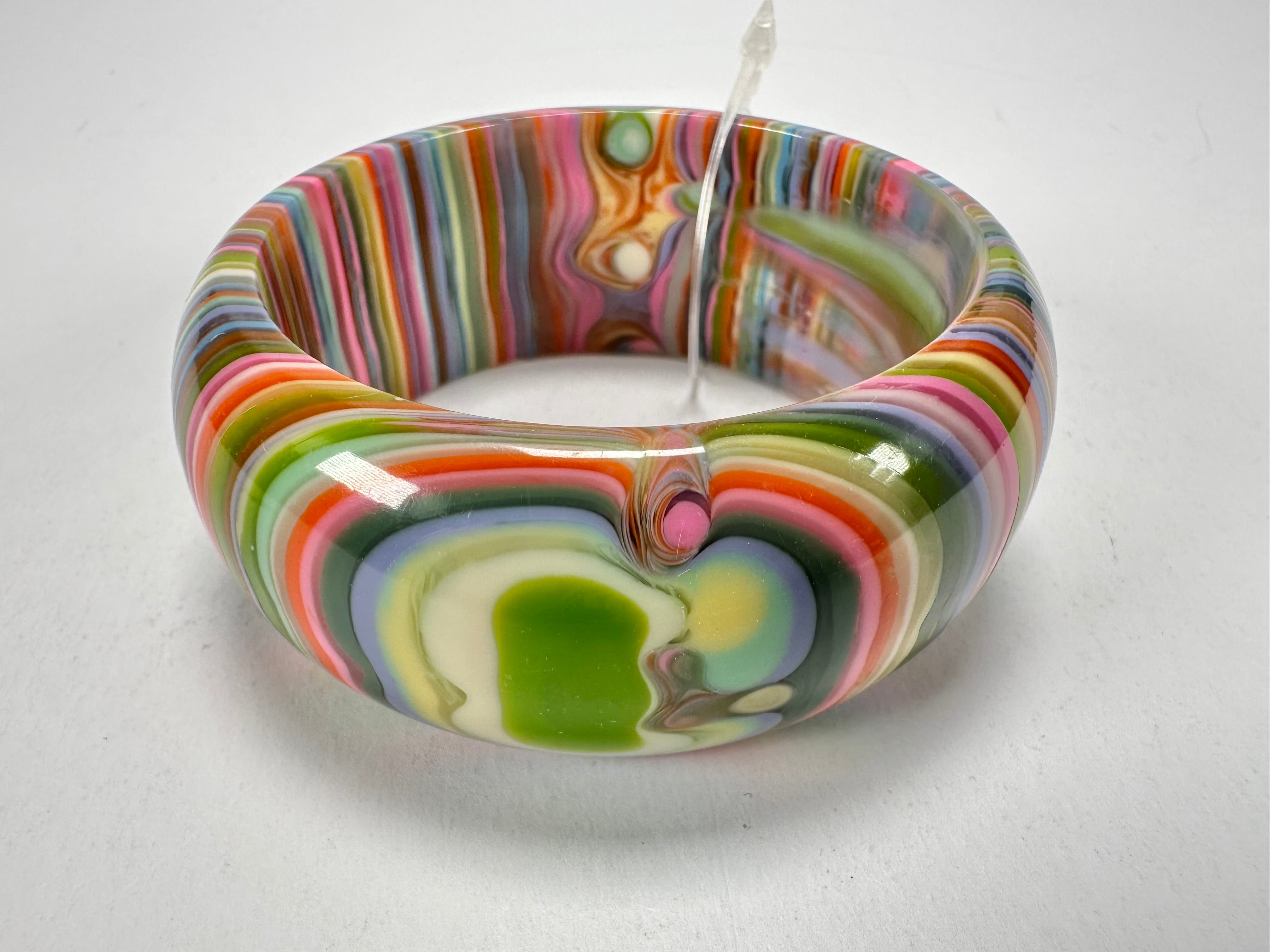 Jackie Brazil "All Sorts "Liquorice w/Cat Eye Spring Colour Mix 3.4cm Bangle ( B2444 )