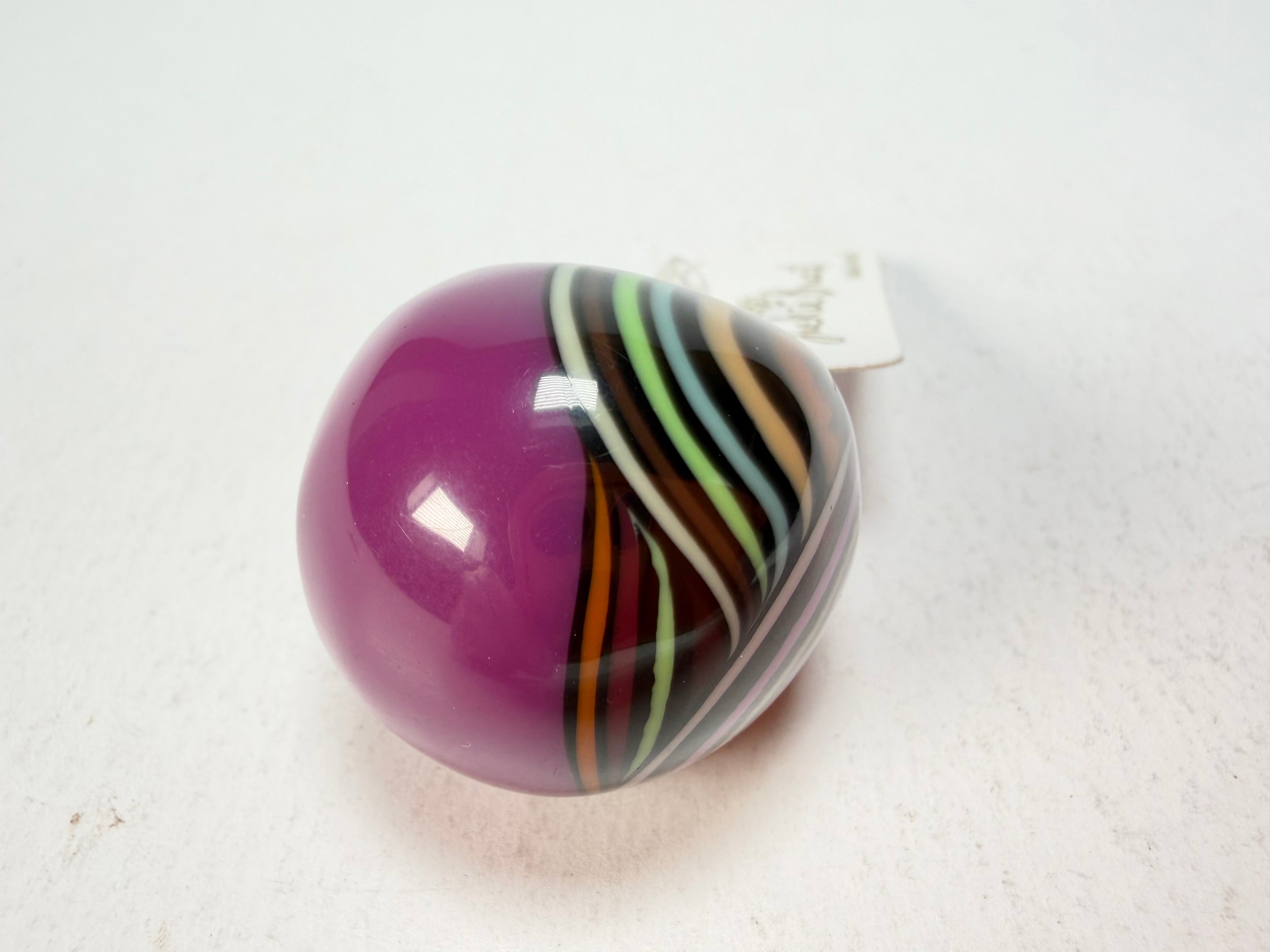 Jackie Brazil "Berlin" Swirls Purple Large Round Resin Ring ( R3195 ) Size UK Q / USA 8