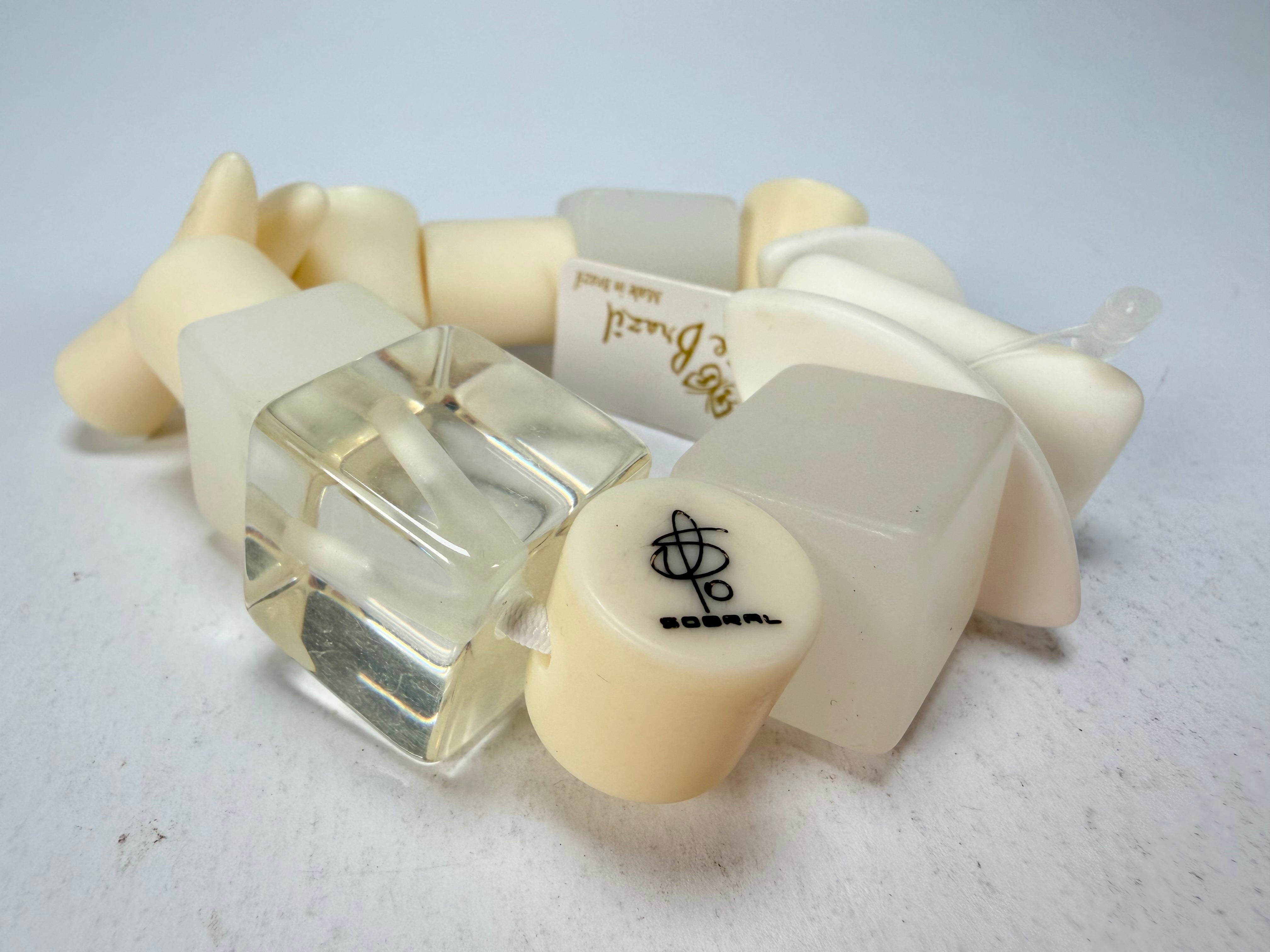 Jackie Brazil "Indiana" Cream Mix Multi Bead Resin Bracelet ( B0210 )