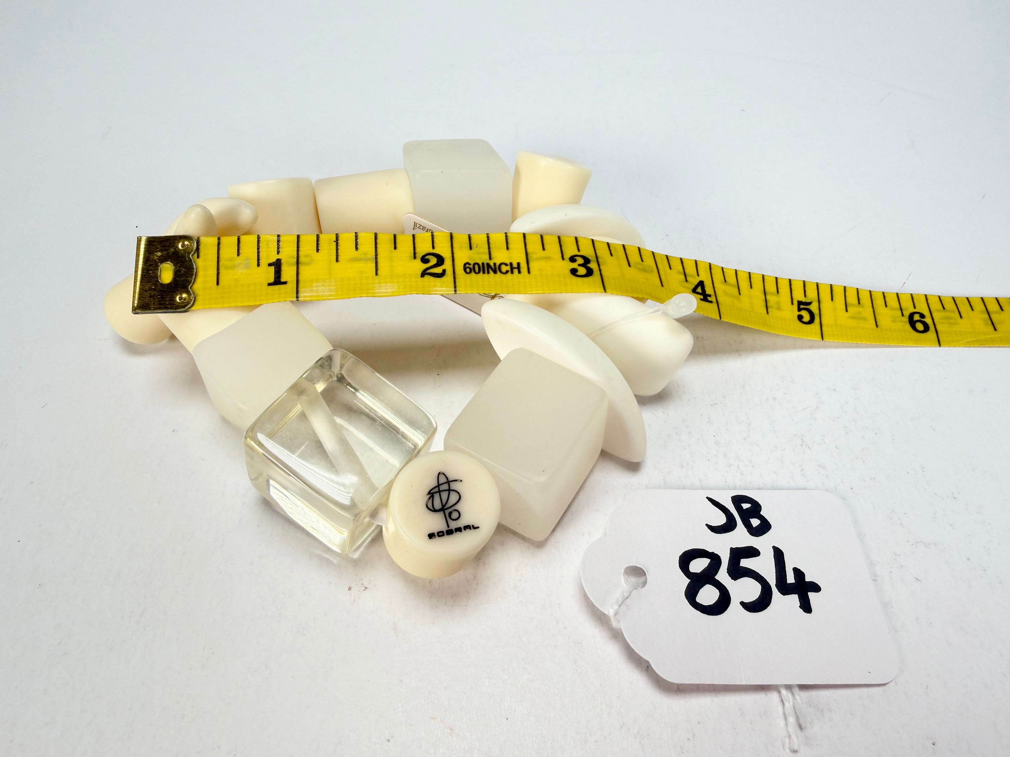 Jackie Brazil "Indiana" Cream Mix Multi Bead Resin Bracelet ( B0210 )