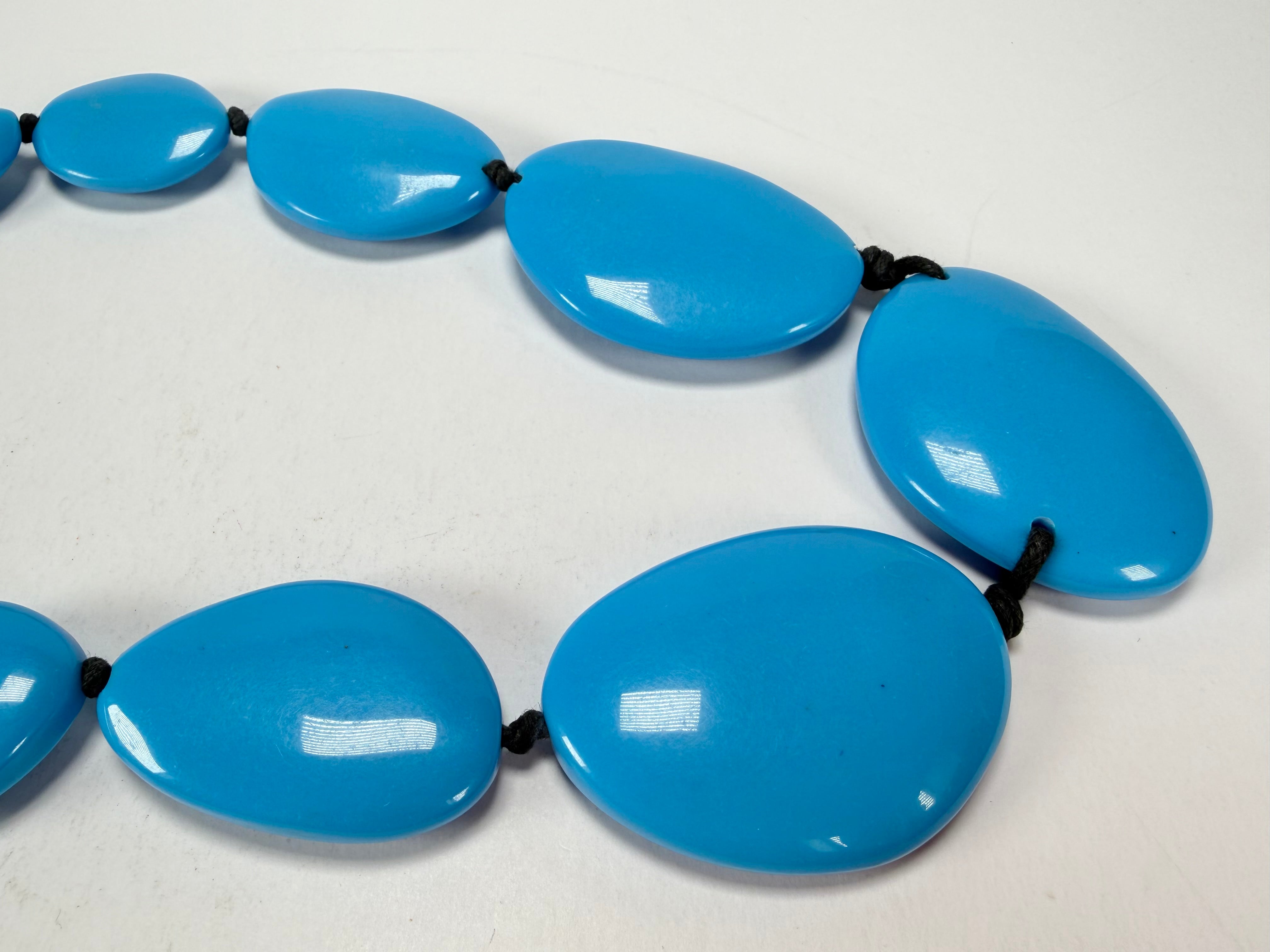 Jackie Brazil "Blue Gloss" Long Flat Riverstones 65cm Necklace ( N3700 )