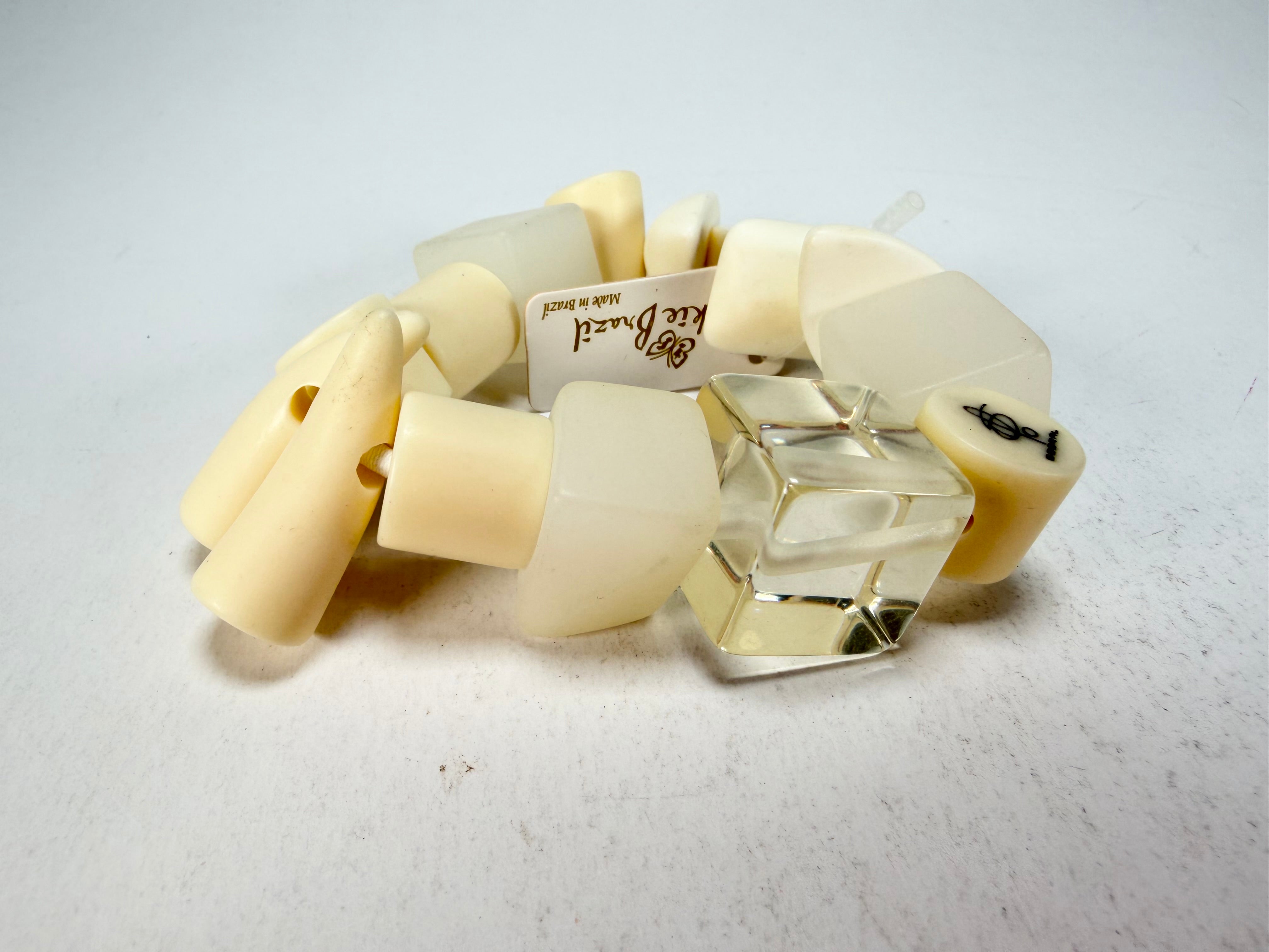 Jackie Brazil "Indiana" Cream Mix Multi Bead Resin Bracelet ( B0210 )