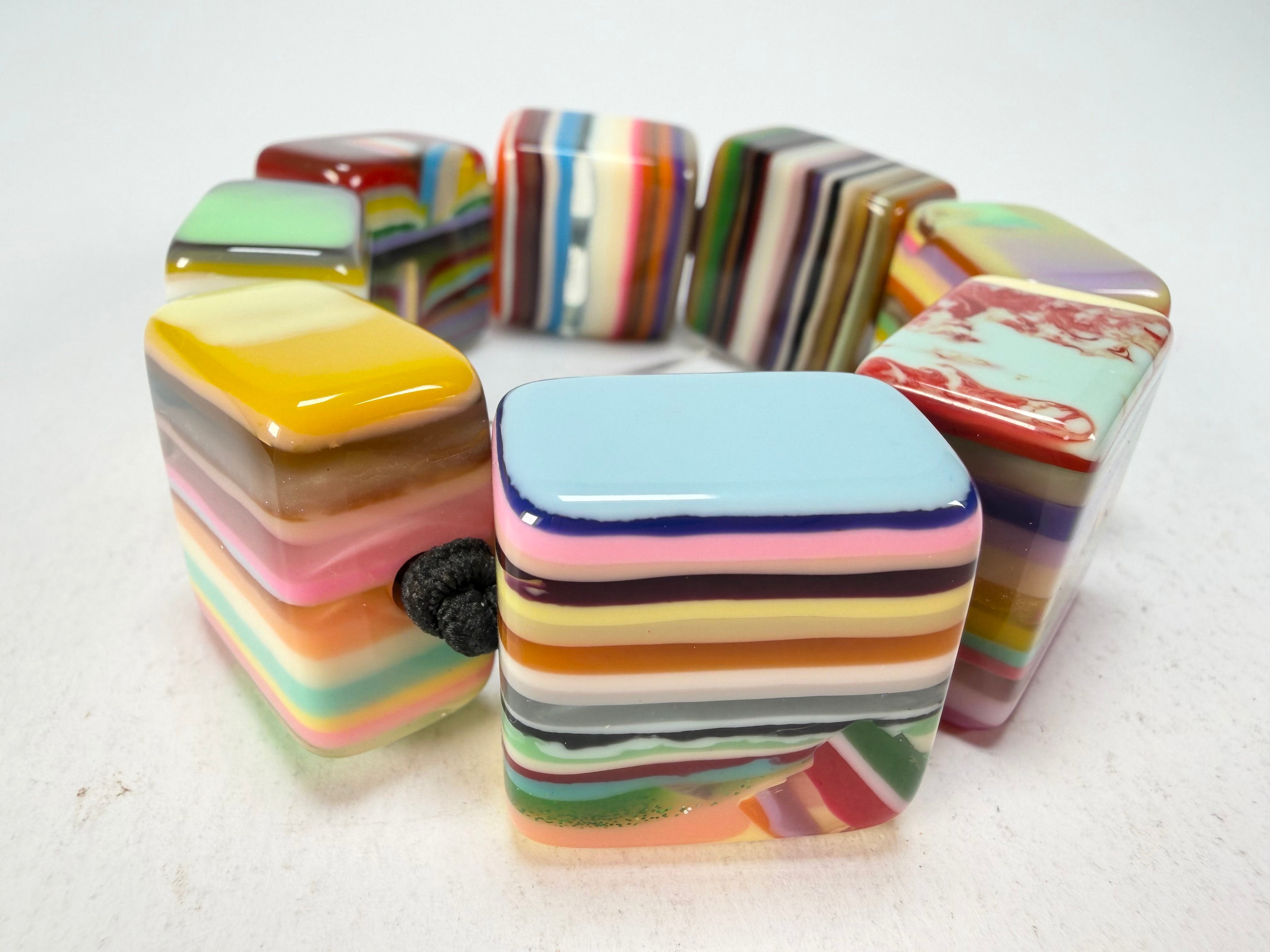 Jackie Brazil "Gala" Liquorice Half Rectangles On Elastic Mix Colours Bracelet ( B0778 )