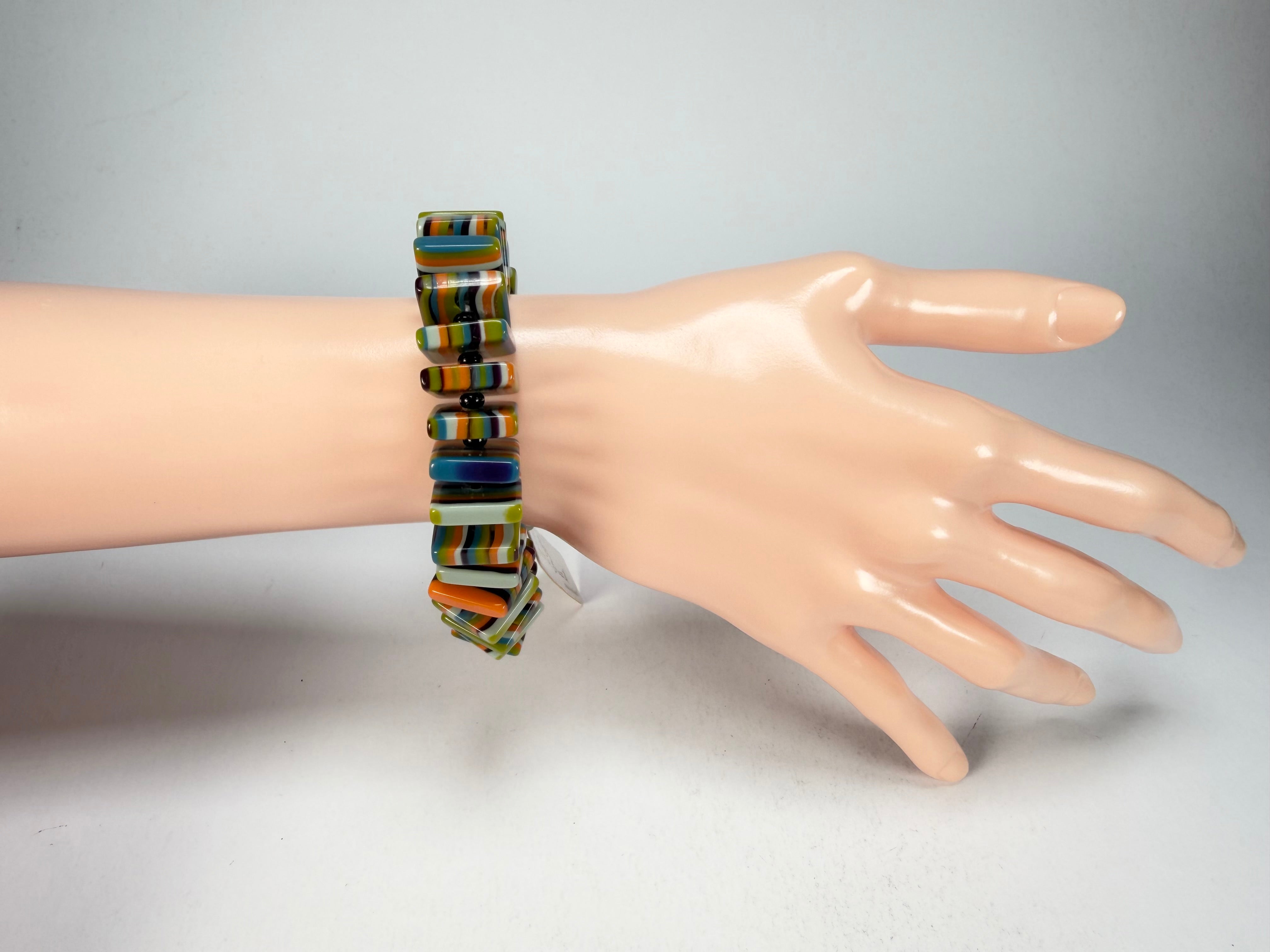 Jackie Brazil "Patricia" Liquorice Squares & Beads Winter Colour Resin Bracelet ( B0192 )