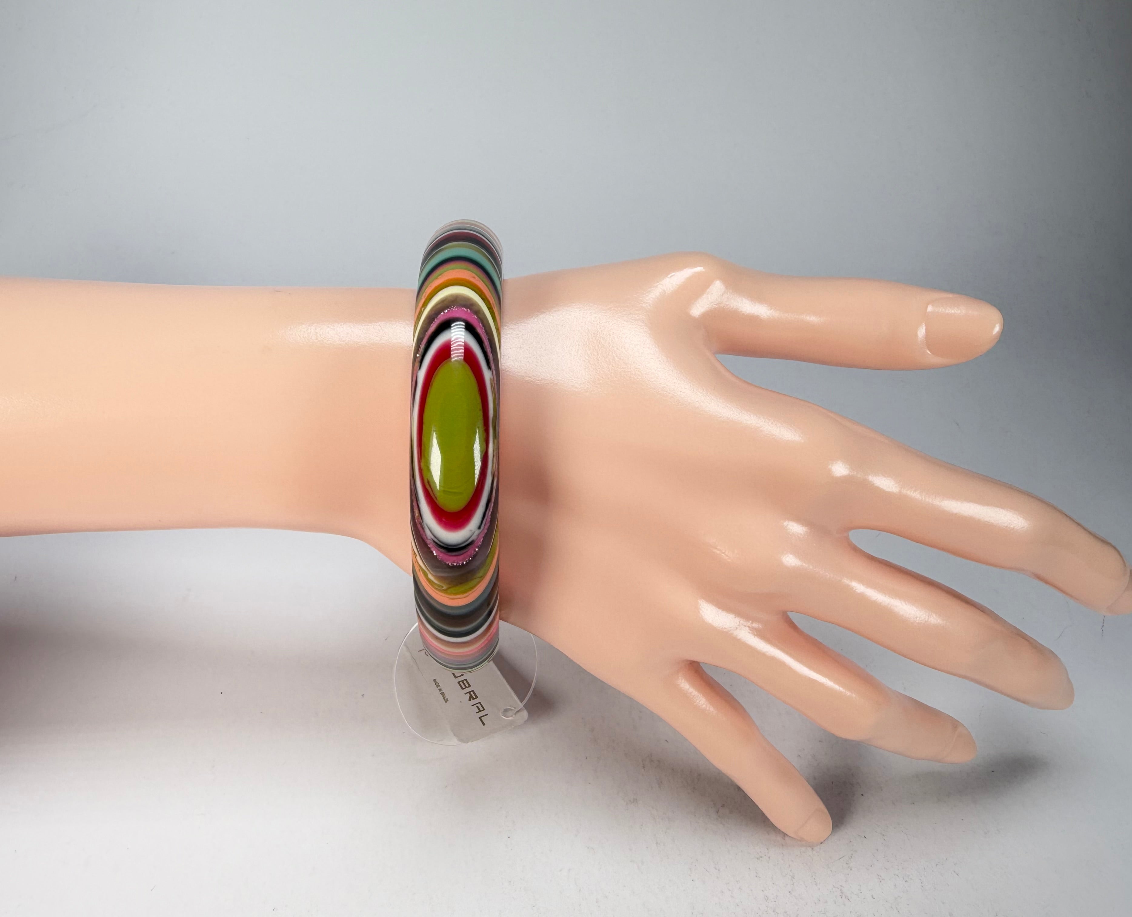 Jackie Brazil "Thin Cat Eye" Liquorice Allsorts with Cat Eye Mix Colours 1.3cm Resin Bangle ( B1151 )