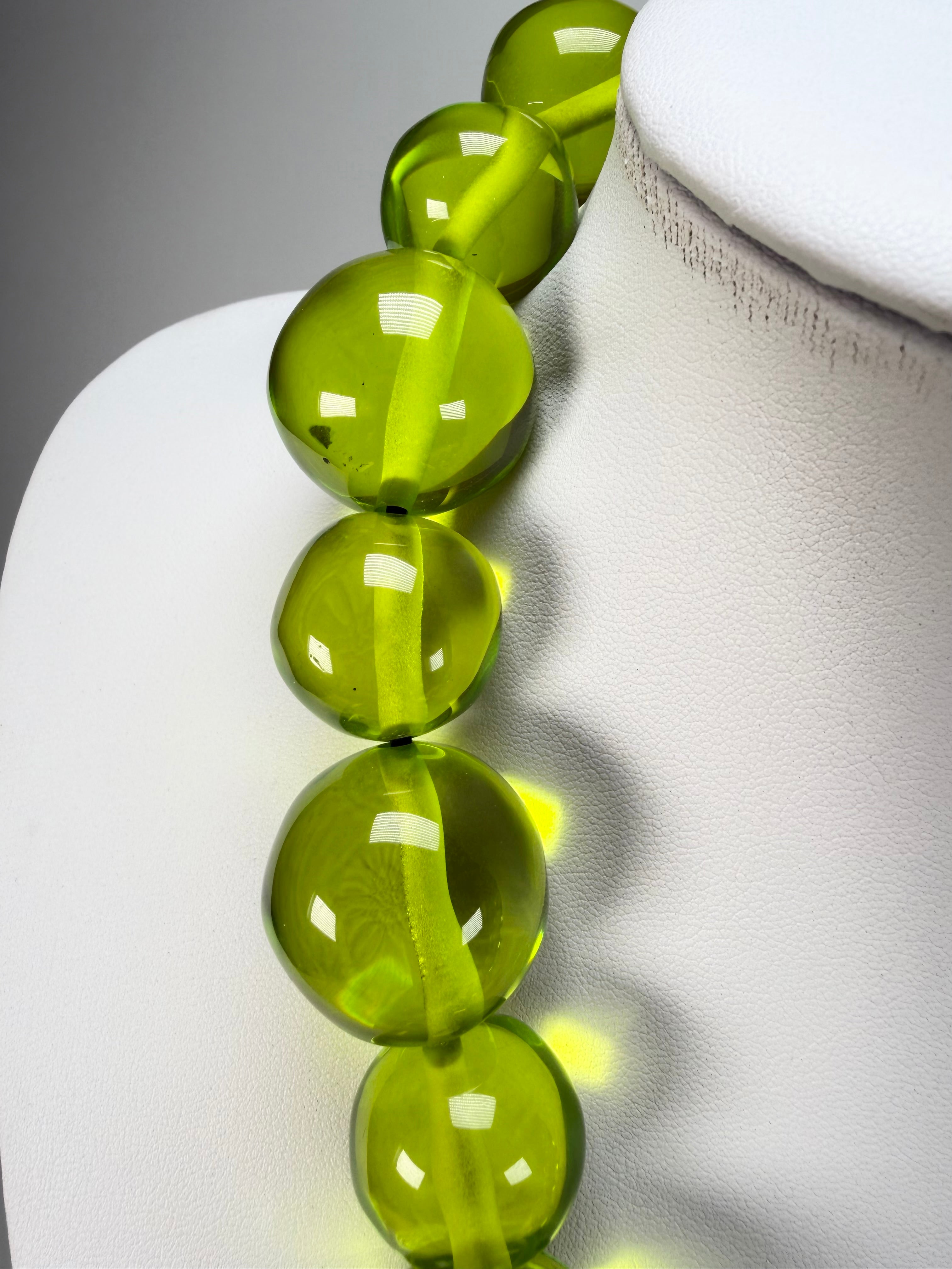 Jackie Brazil "Large Spheres" Transparent Green Mix Short Abstract Necklace 50cm ( N2692 )