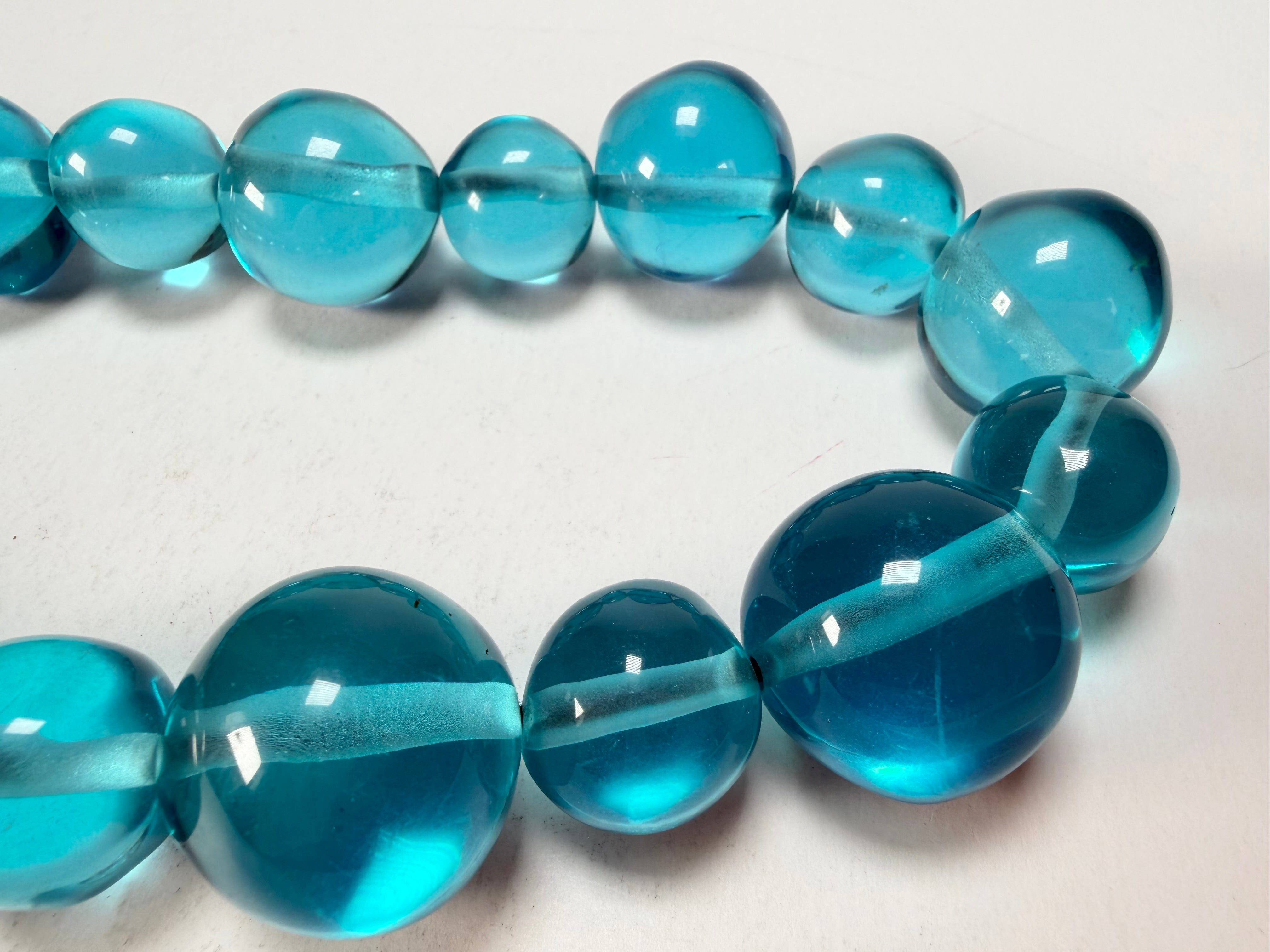 Jackie Brazil "Large Spheres" Transparent Blue Mix Short Abstract Necklace 50cm ( N2692 )
