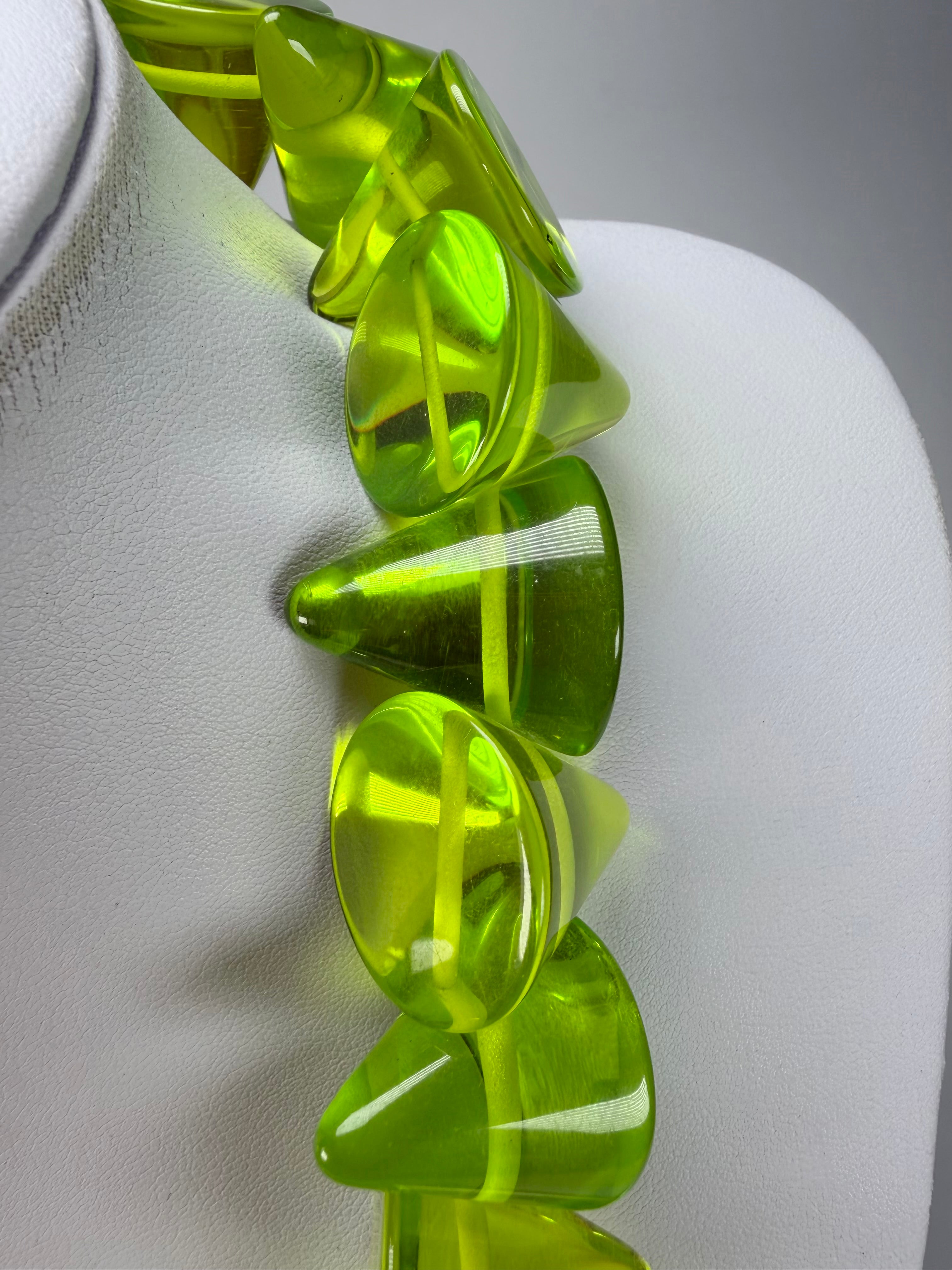 Jackie Brazil "KL Kones" Transparent Green Mix Large Cones Necklace ( N2896 )