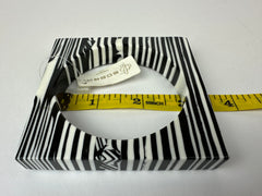 Jackie Brazil "Zebra" Liquorice Allsorts Black & White Striped 1.3cm Square Resin Bangle ( B2142 )