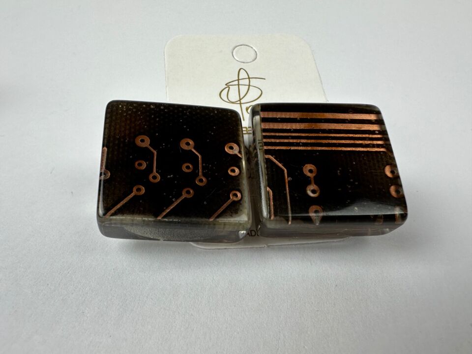 Jackie Brazil "Dale" Flash Digital Square Clip On Resin Earrings ( E3217 )