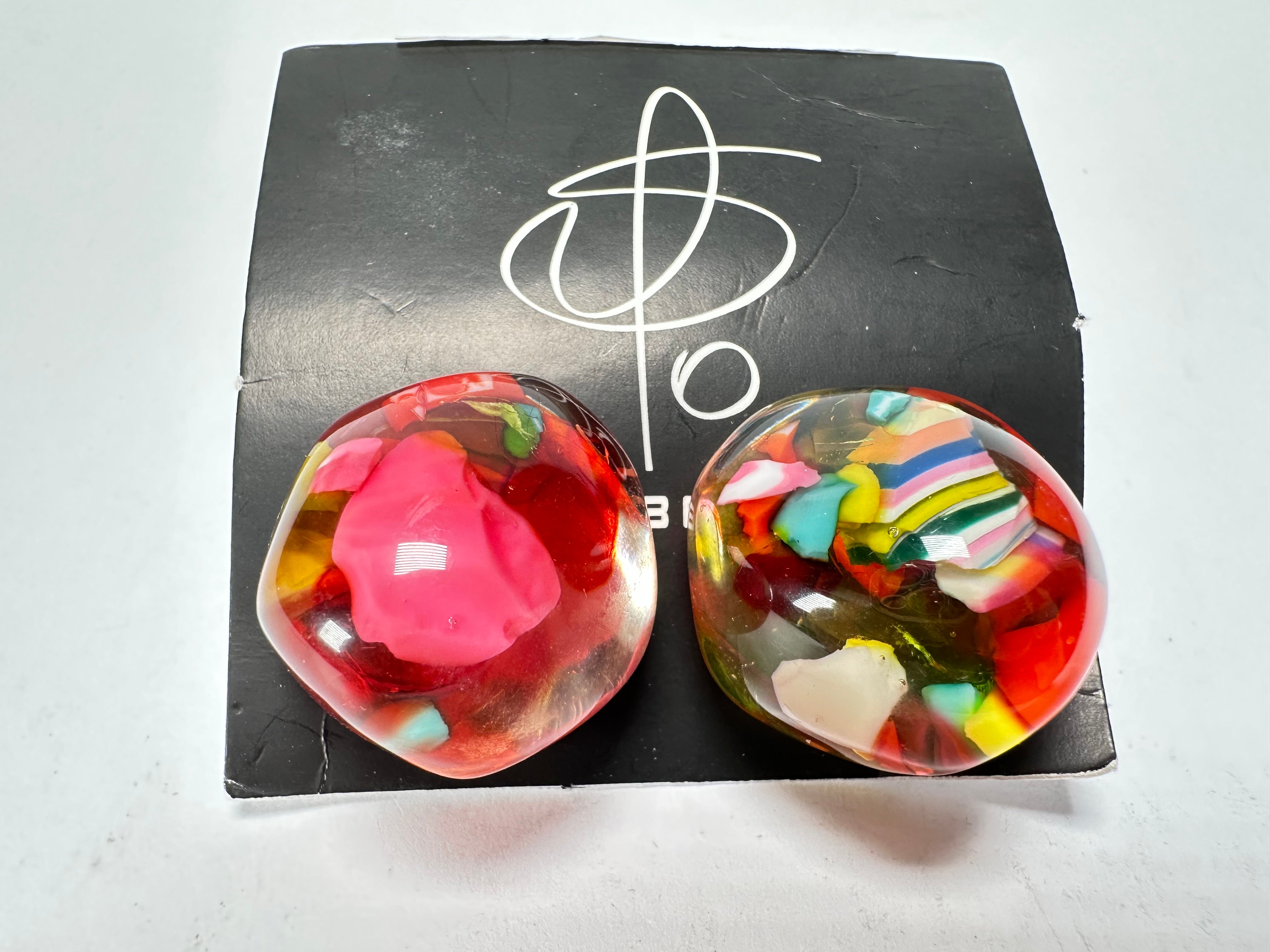 Jackie Brazil "Moda" Cascade  Abstract Clip On Resin Earrings ( E2962 )