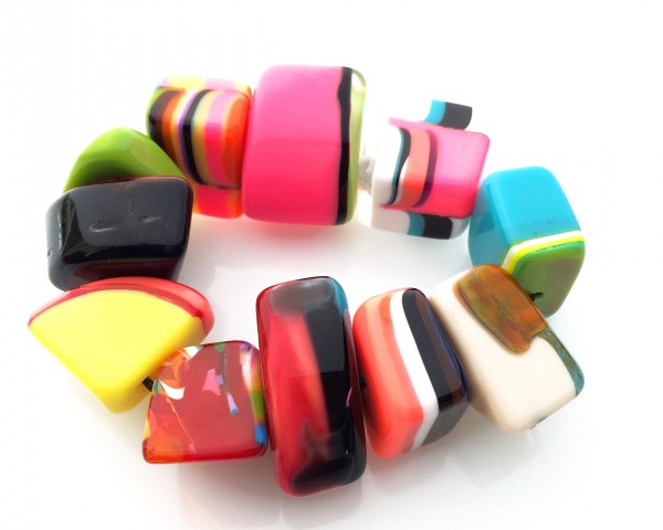 Jackie Brazil "8 PZS" Natural Large Stones Elasticated Bracelet ( B0374 )