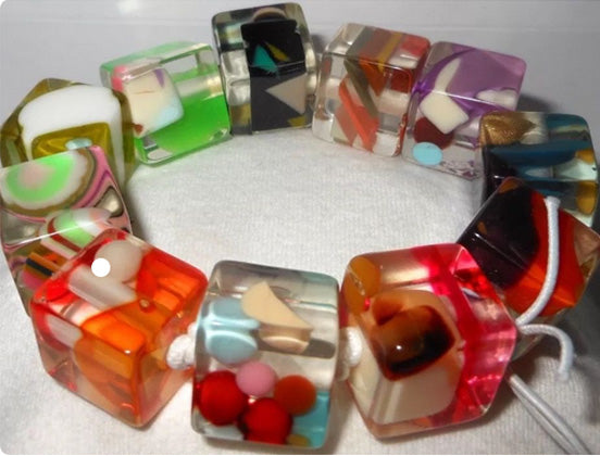 Jackie Brazil "Cascade" Liquorice Small Cubes Bracelet ( B0224 )