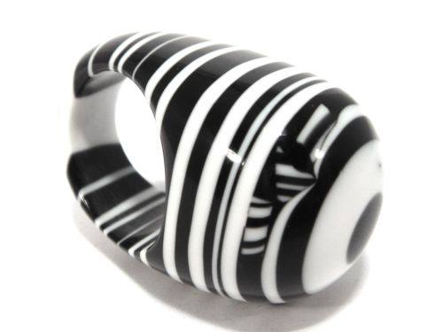 Jackie Brazil "Cat Eye" Liquorice Black & White Mix Large Domed Resin Ring ( R1159 ) UK P / USA 7.5