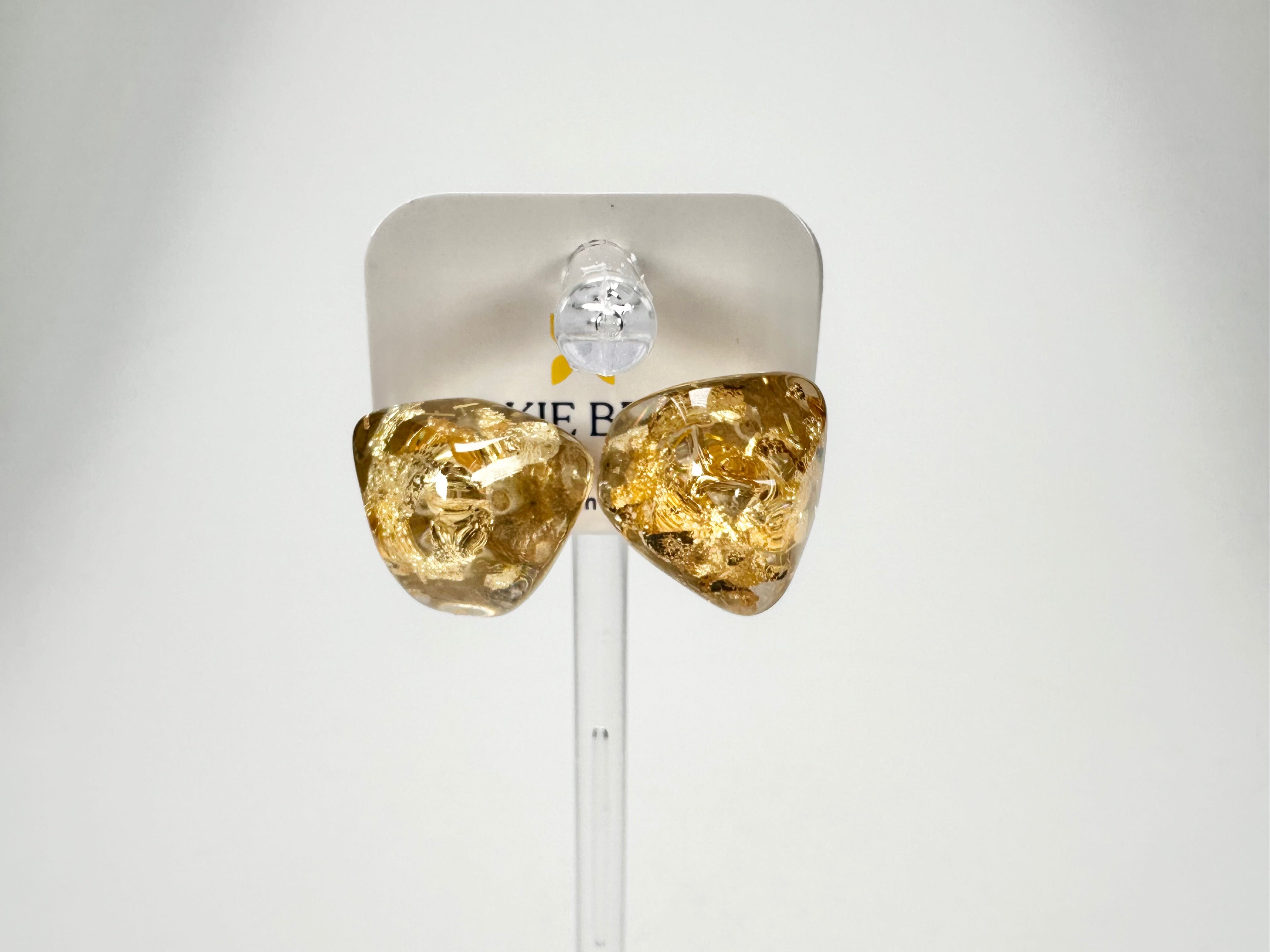 Jackie Brazil "Camille" Gold Flakes Abstract Resin Clip On Earrings ( E1053 )