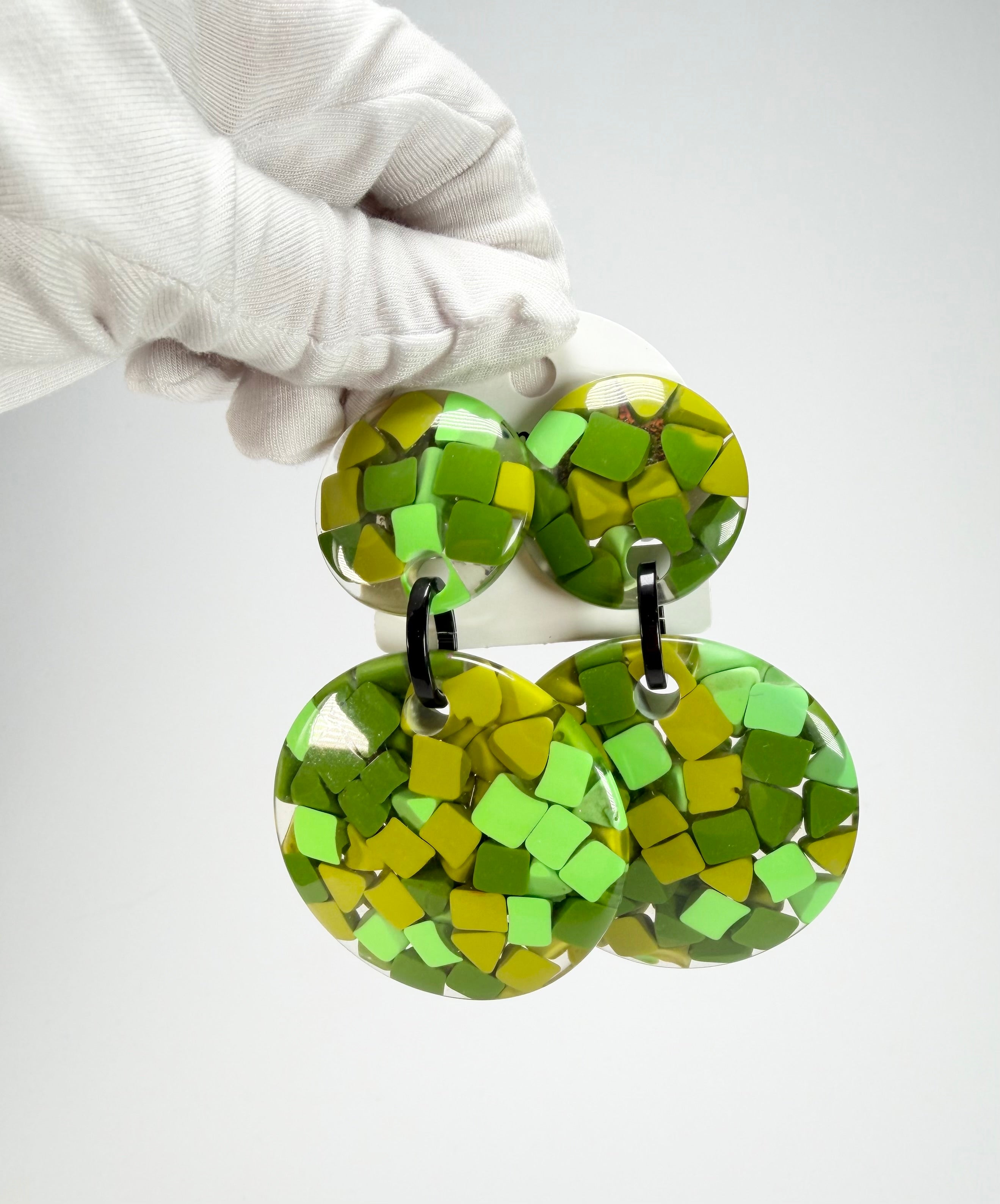 Marion Godart - Confetti "Pendentif double" Green Mix Double Pendant Resin Clip On Earrings