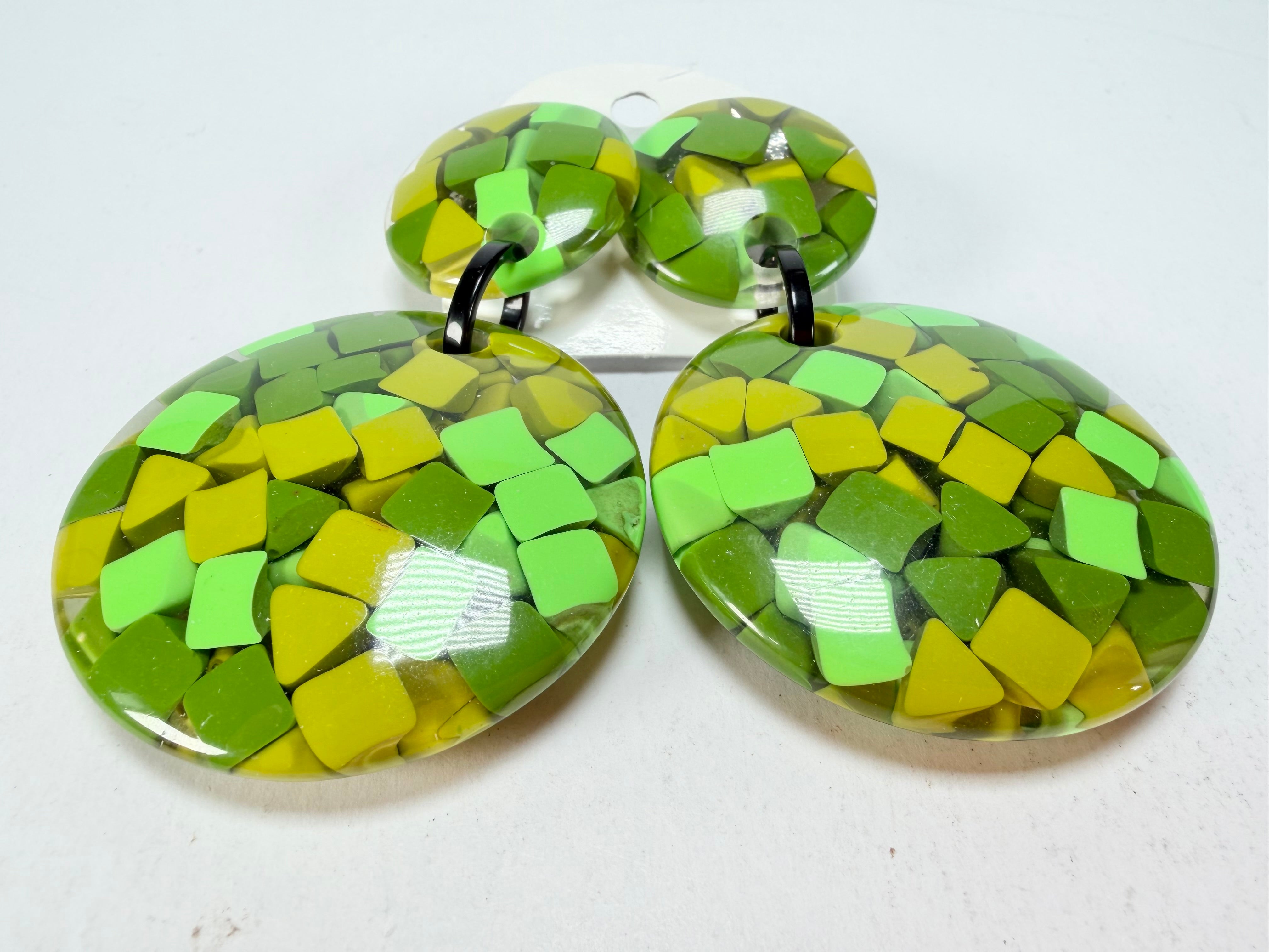 Marion Godart - Confetti "Pendentif double" Green Mix Double Pendant Resin Clip On Earrings