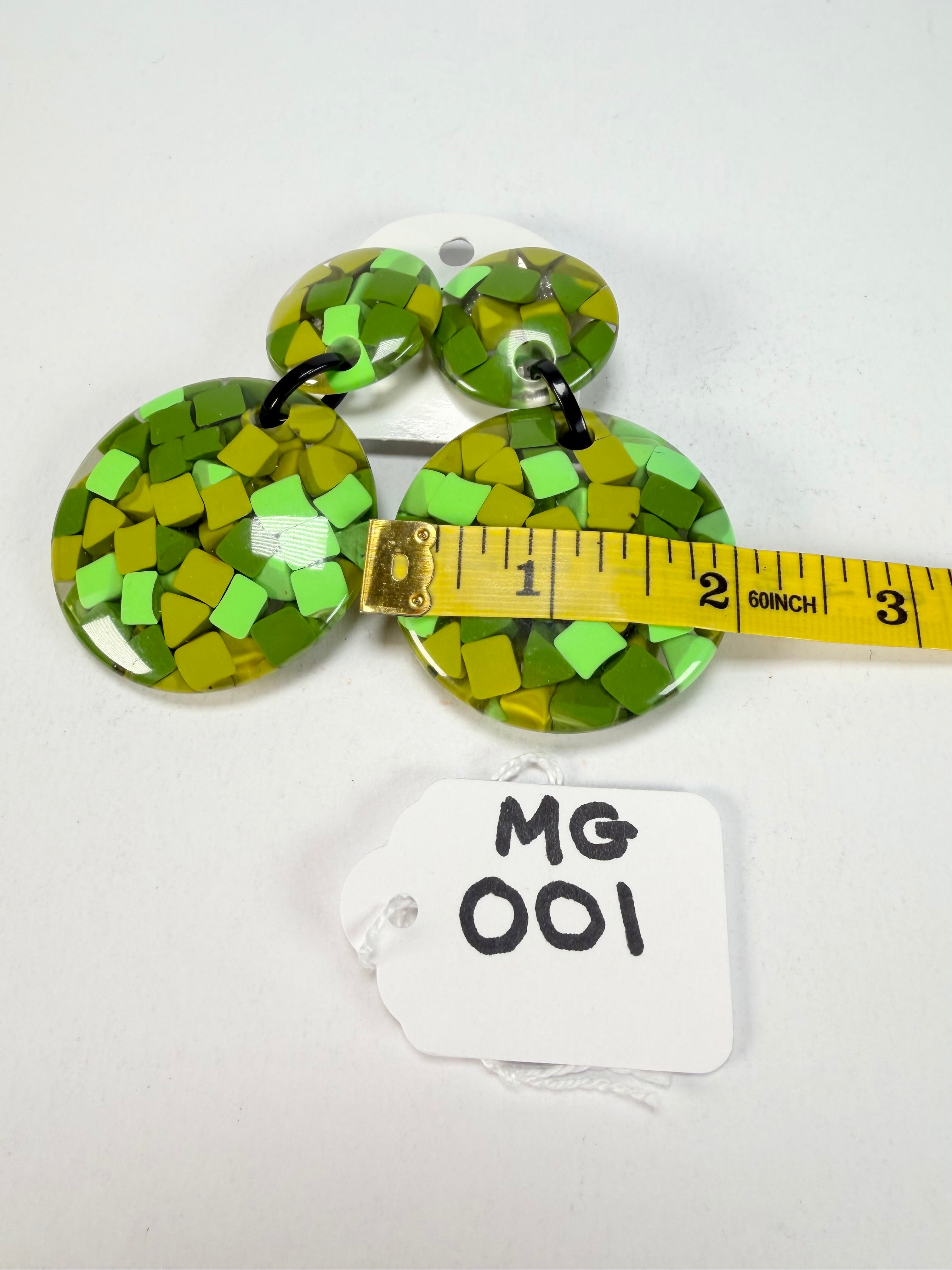 Marion Godart - Confetti "Pendentif double" Green Mix Double Pendant Resin Clip On Earrings