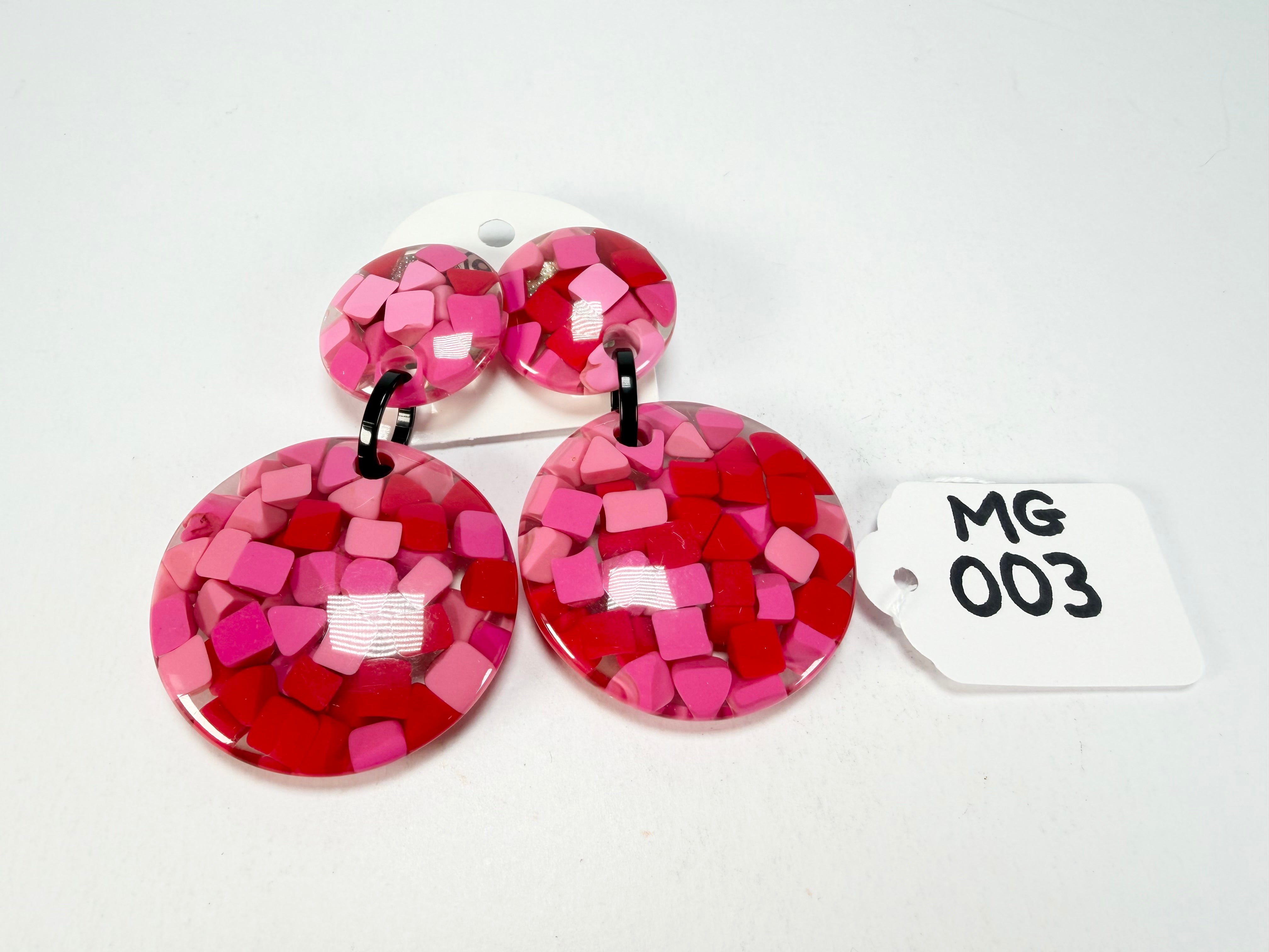 Marion Godart - Confetti "Pendentif Double" Pink Mix Double Pendant Resin Clip On Earrings