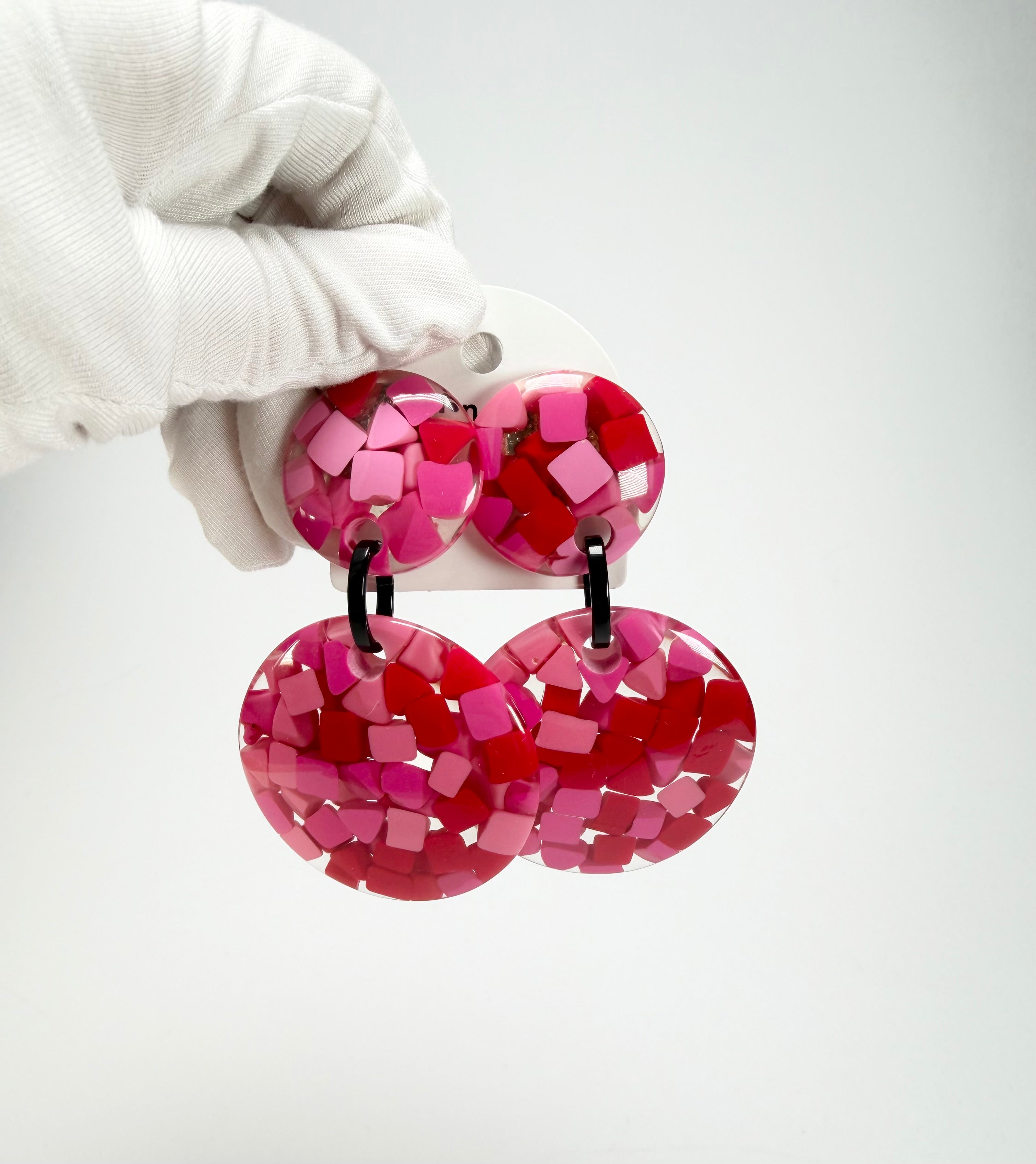 Marion Godart - Confetti "Pendentif Double" Pink Mix Double Pendant Resin Clip On Earrings
