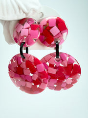 Marion Godart - Confetti "Pendentif Double" Pink Mix Double Pendant Resin Clip On Earrings