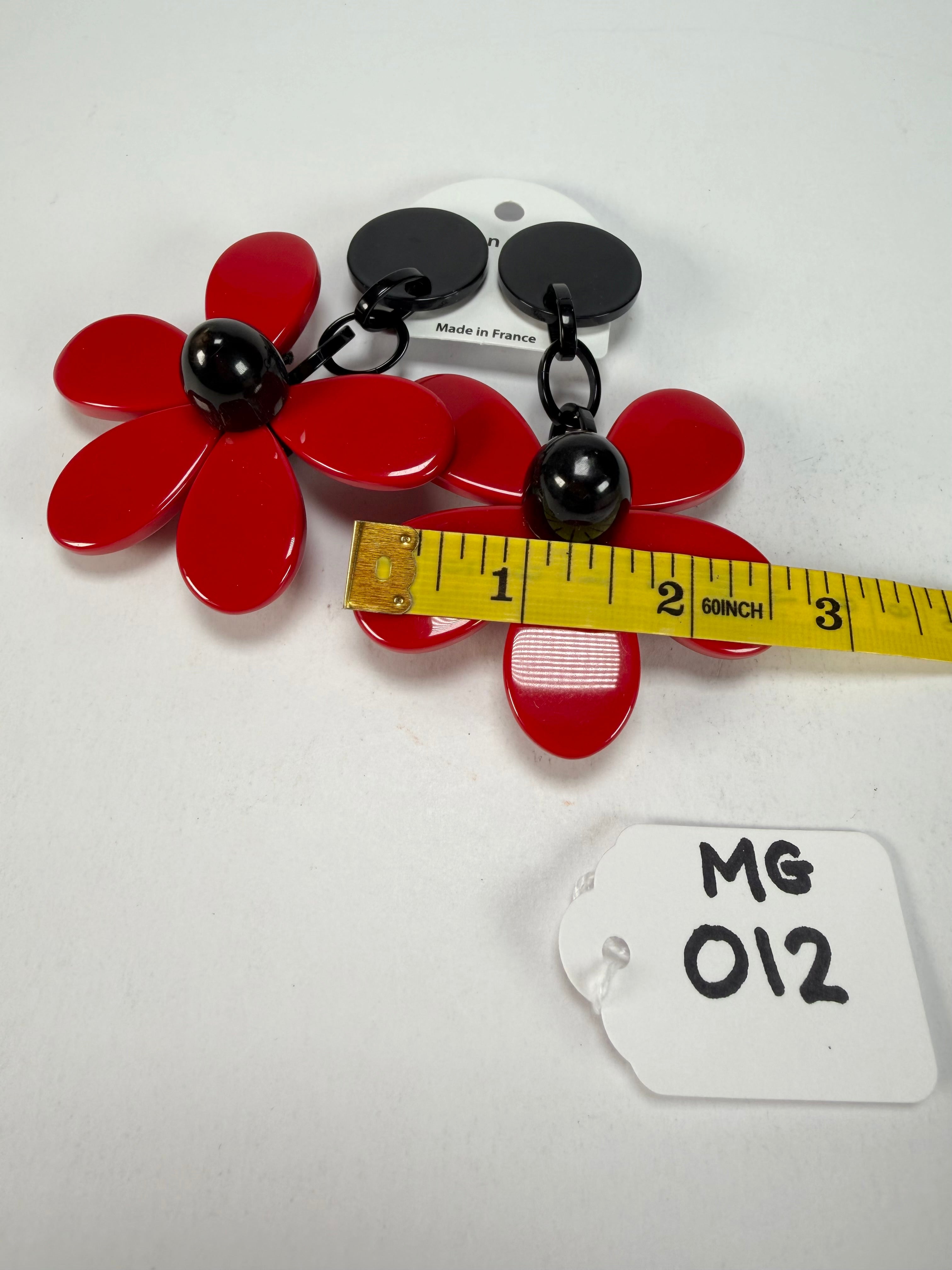Marion Godart - Floral "Grand Pétale" Red Flower Resin Clip On Earrings