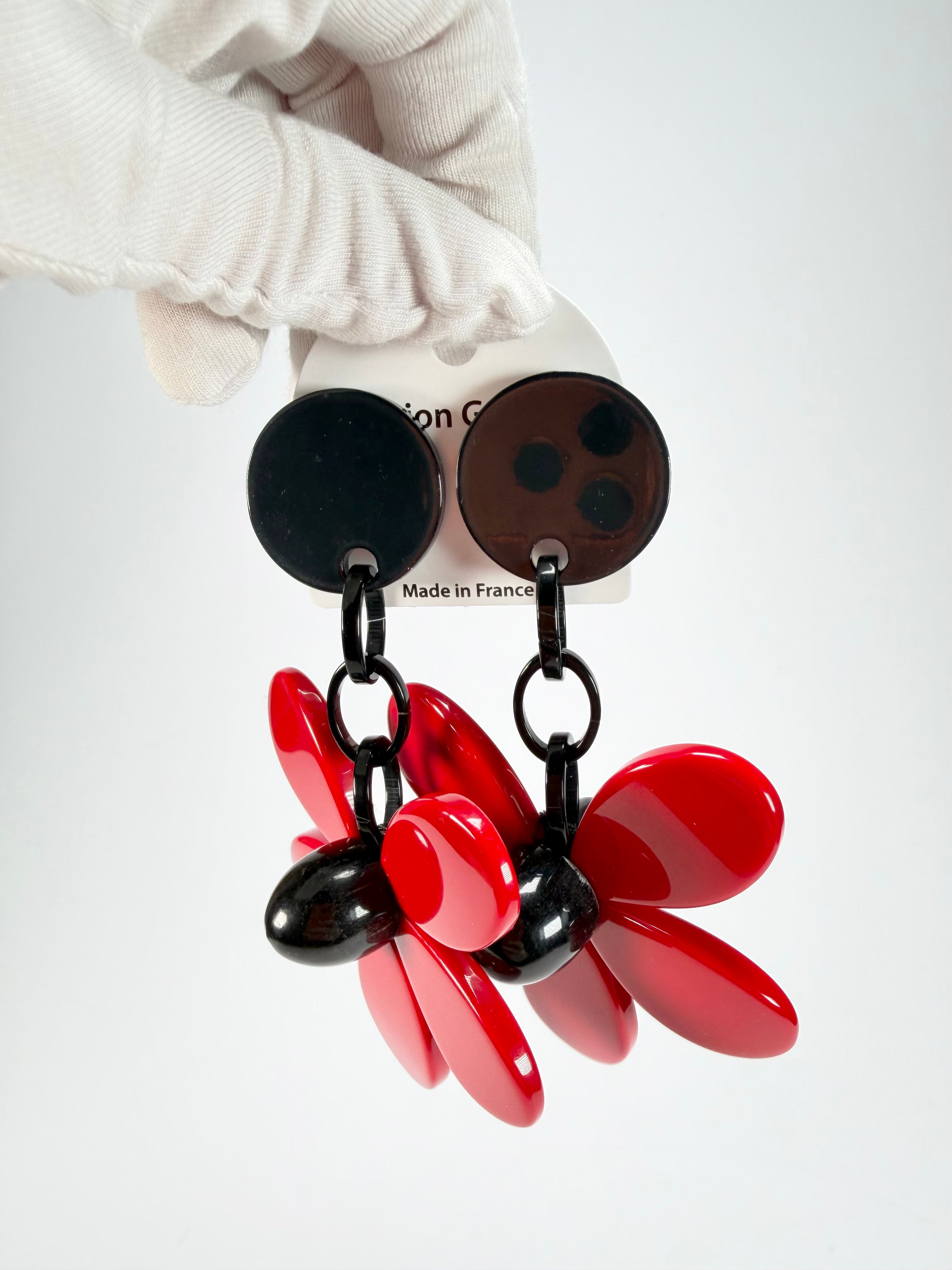 Marion Godart - Floral "Grand Pétale" Red Flower Resin Clip On Earrings