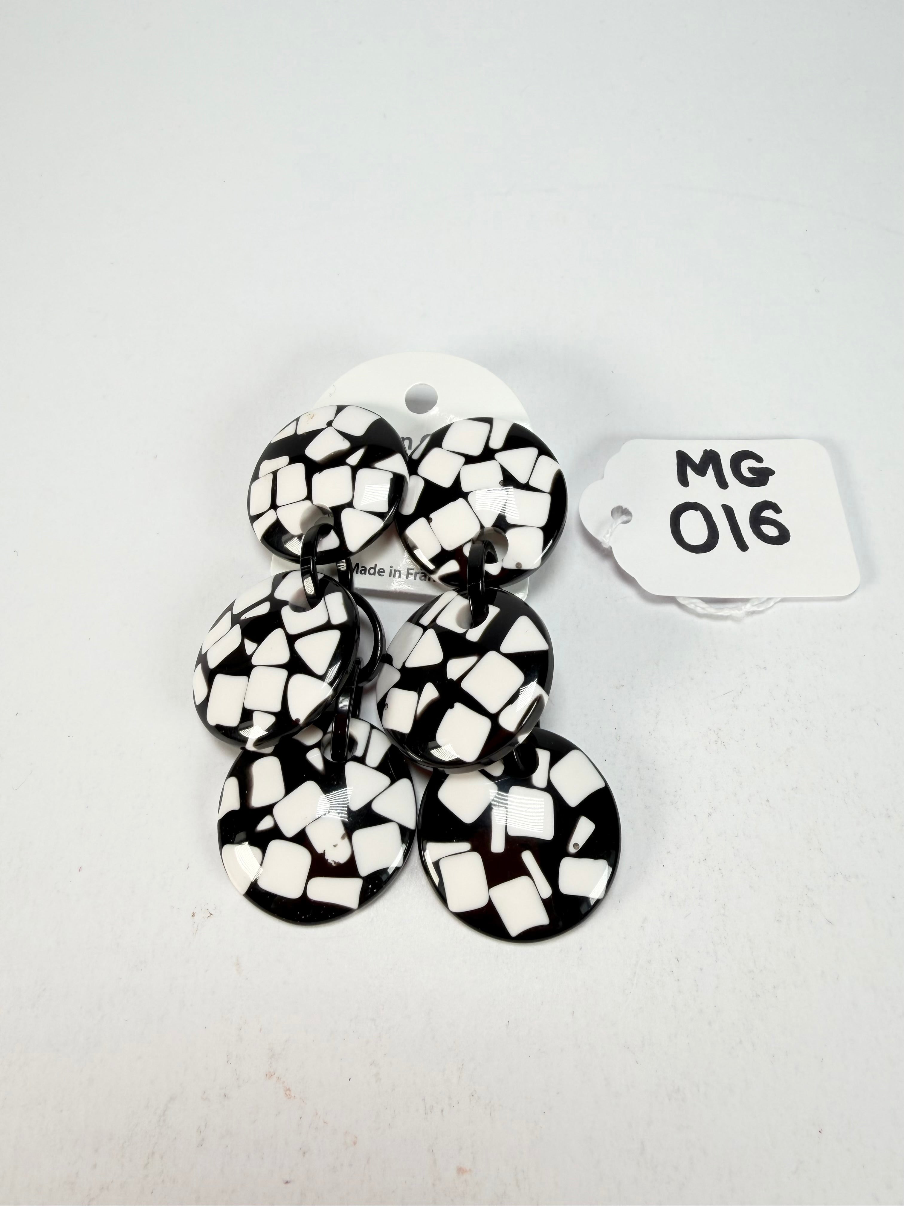 Marion Godart - Confetti "Pendentif Triple" Black & White Mix Triple Pendant Resin Clip On Earrings