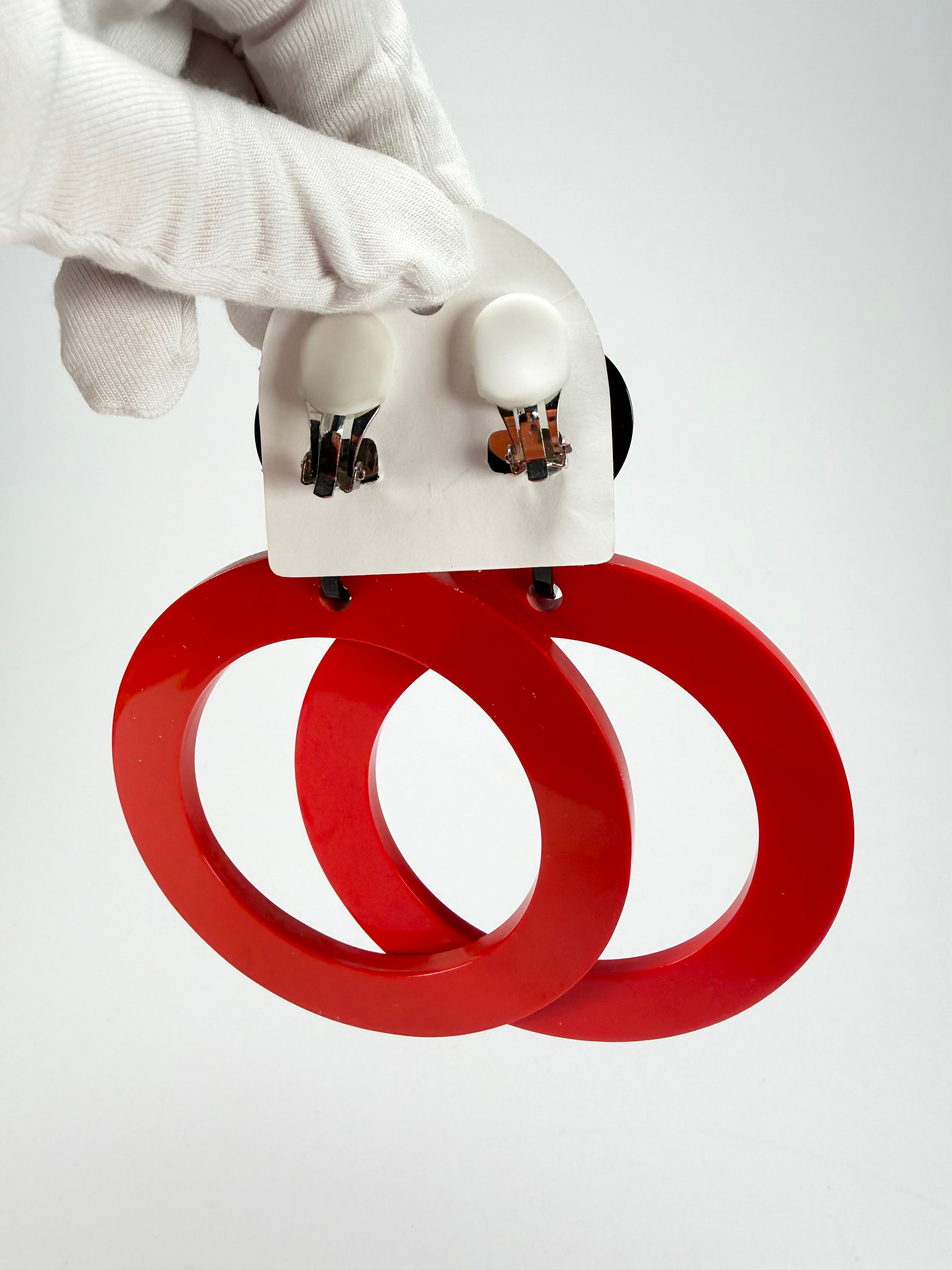 Marion Godart - BSX "Cerceau" Red & Black Flat Hoop Resin Clip On Earrings
