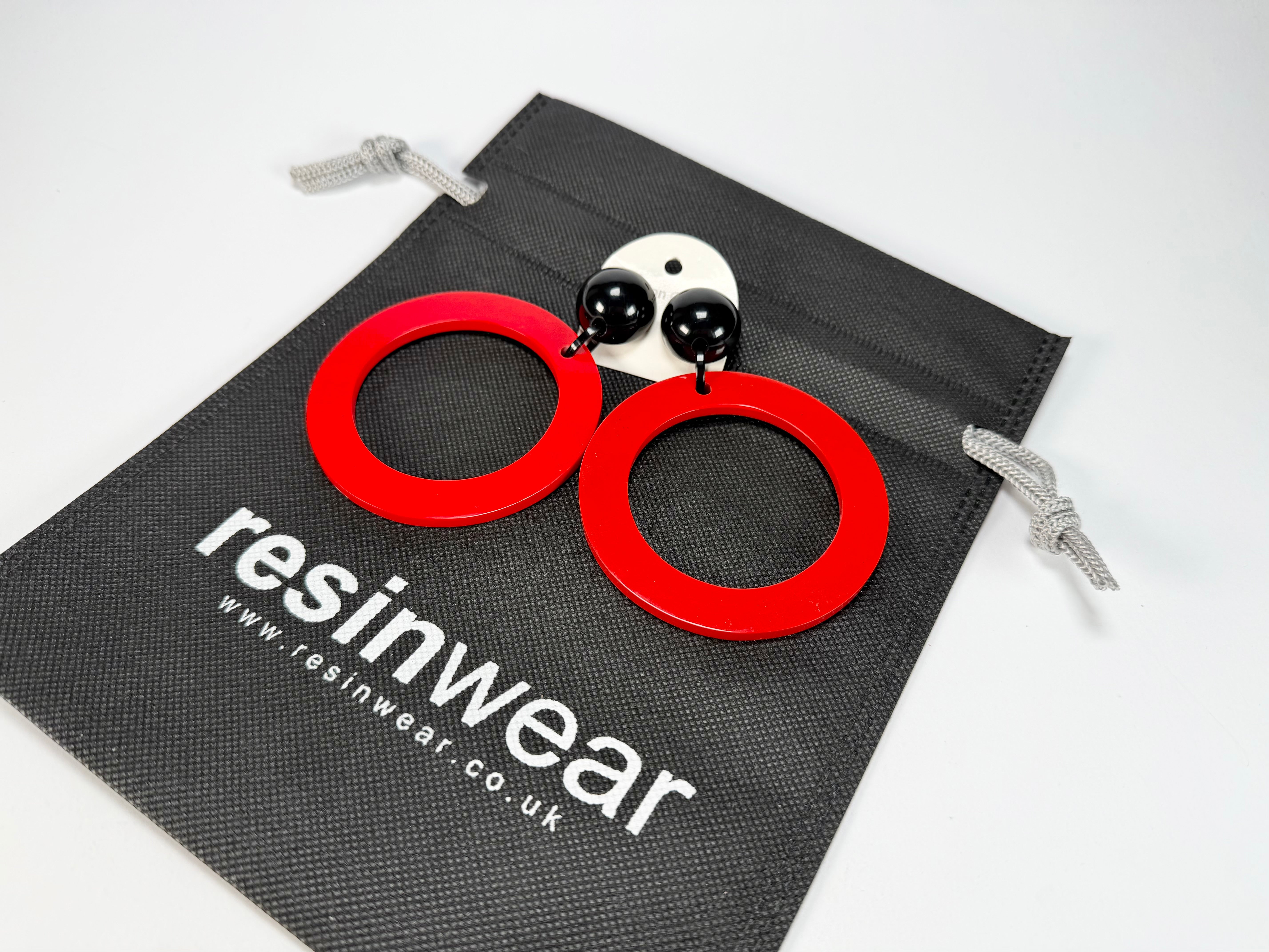 Marion Godart - BSX "Cerceau" Red & Black Flat Hoop Resin Clip On Earrings