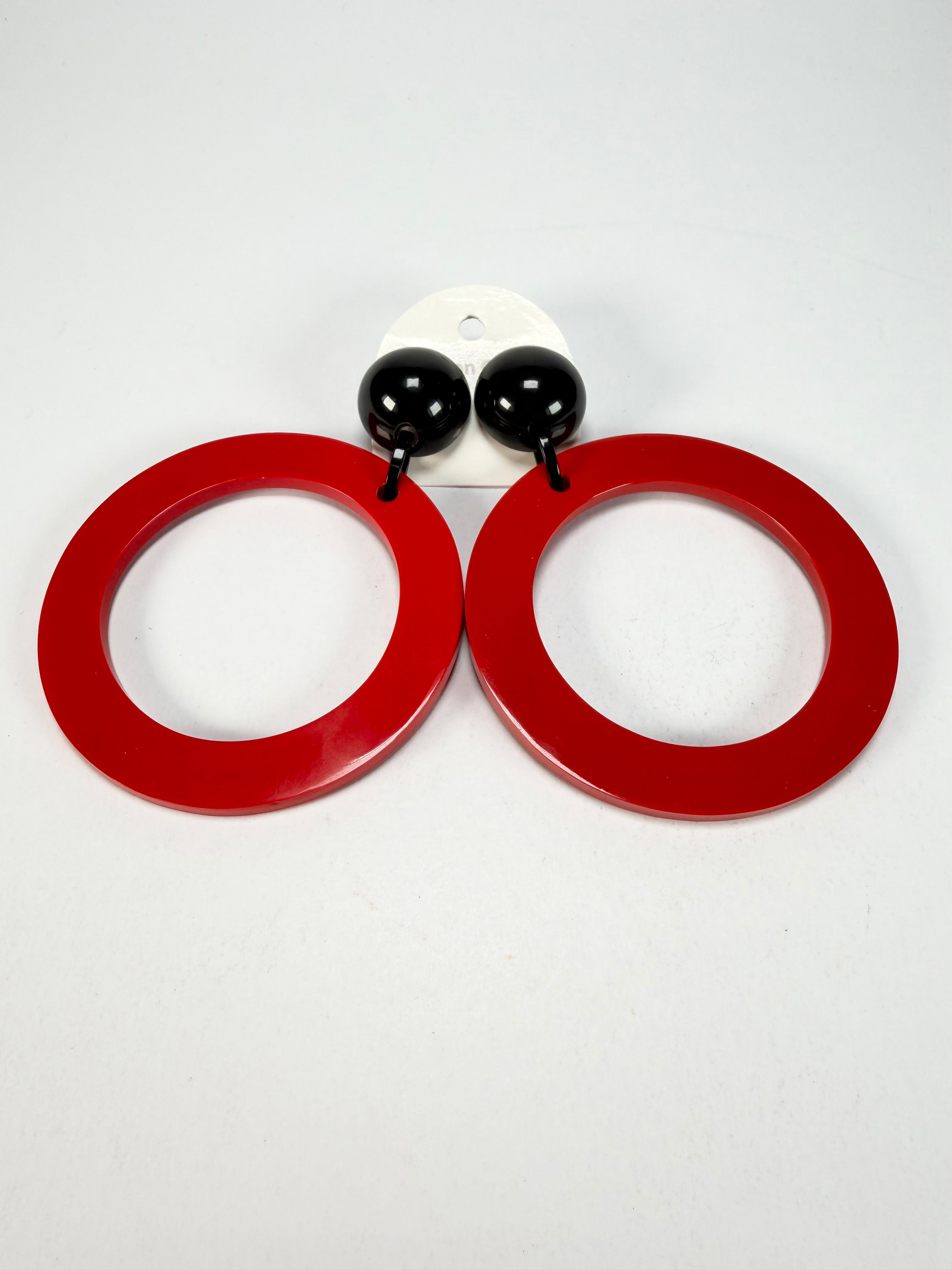 Marion Godart - BSX "Cerceau" Red & Black Flat Hoop Resin Clip On Earrings