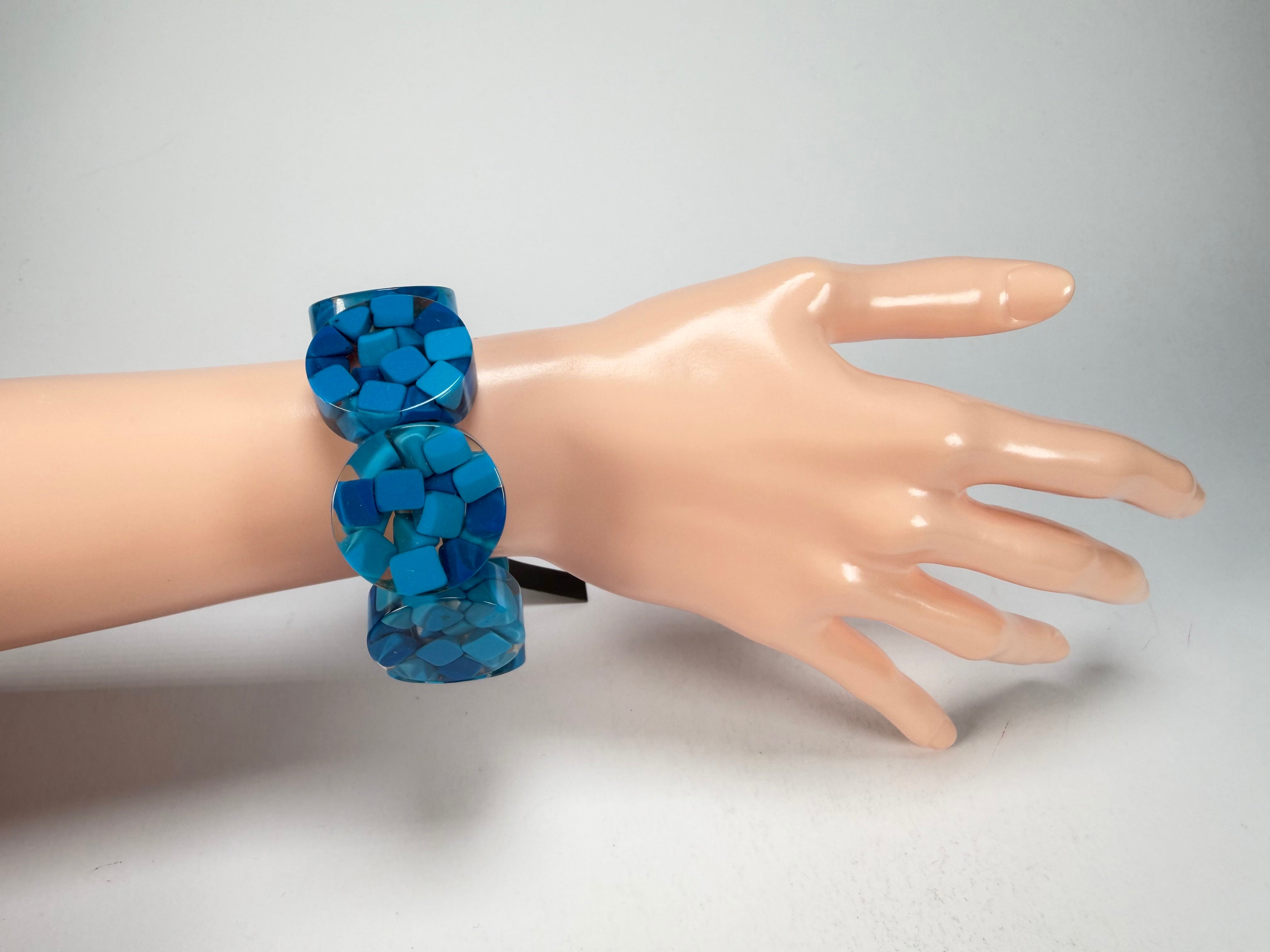 Marion Godart - Confetti "Cylindre" Blue Mix Elasticated Cylinder Resin Bracelet