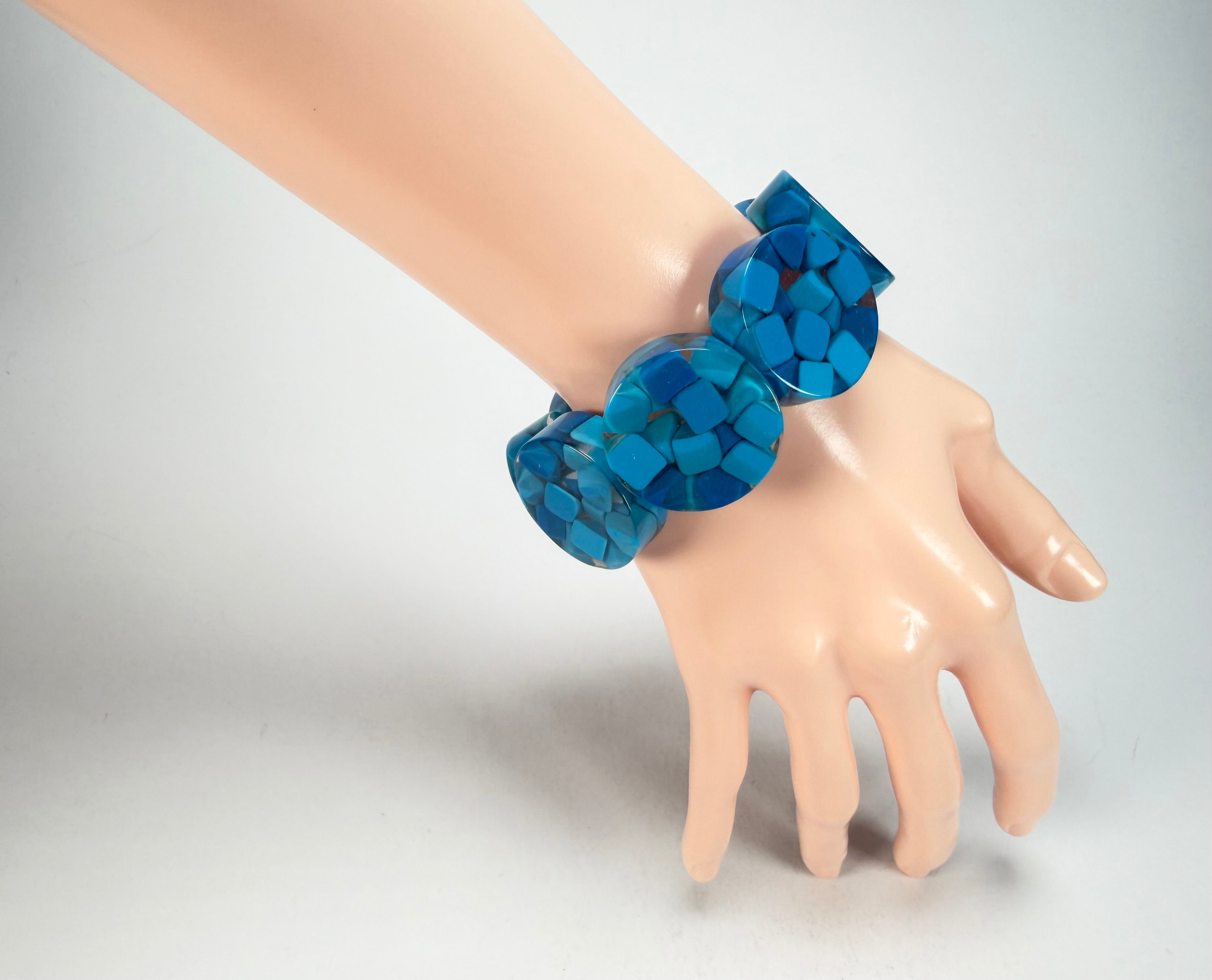 Marion Godart - Confetti "Cylindre" Blue Mix Elasticated Cylinder Resin Bracelet