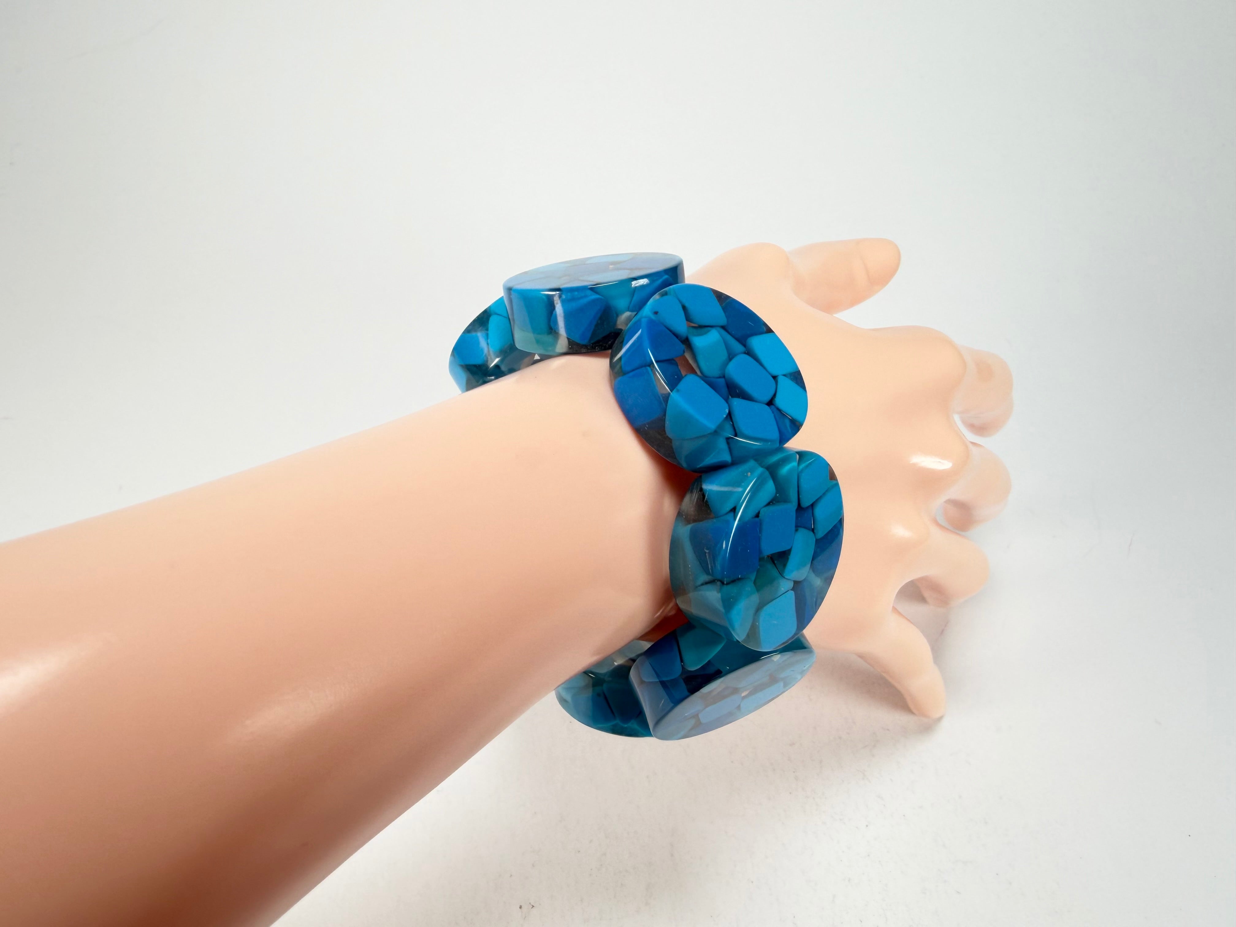 Marion Godart - Confetti "Cylindre" Blue Mix Elasticated Cylinder Resin Bracelet