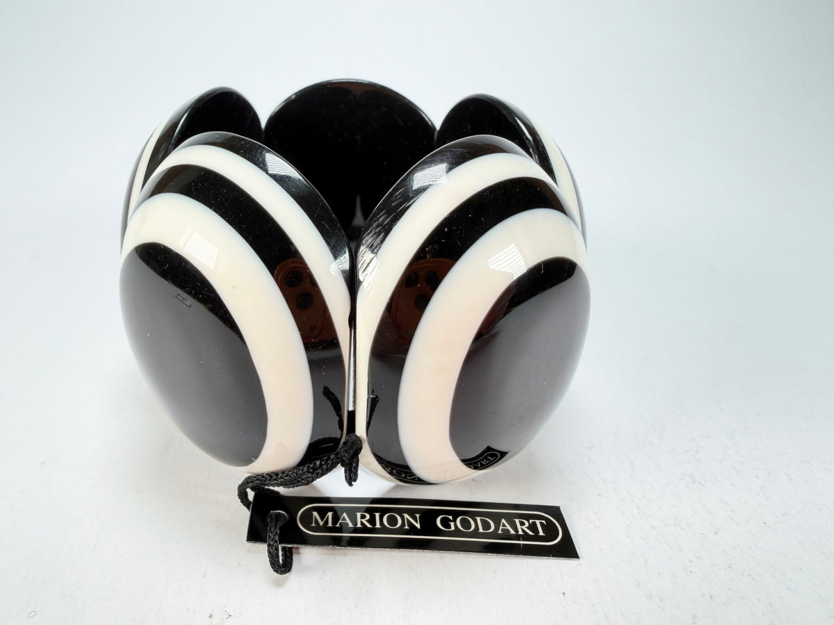 Marion Godart - Monochrome "Cinq pièces" Black & White Elasticated Resin Bracelet