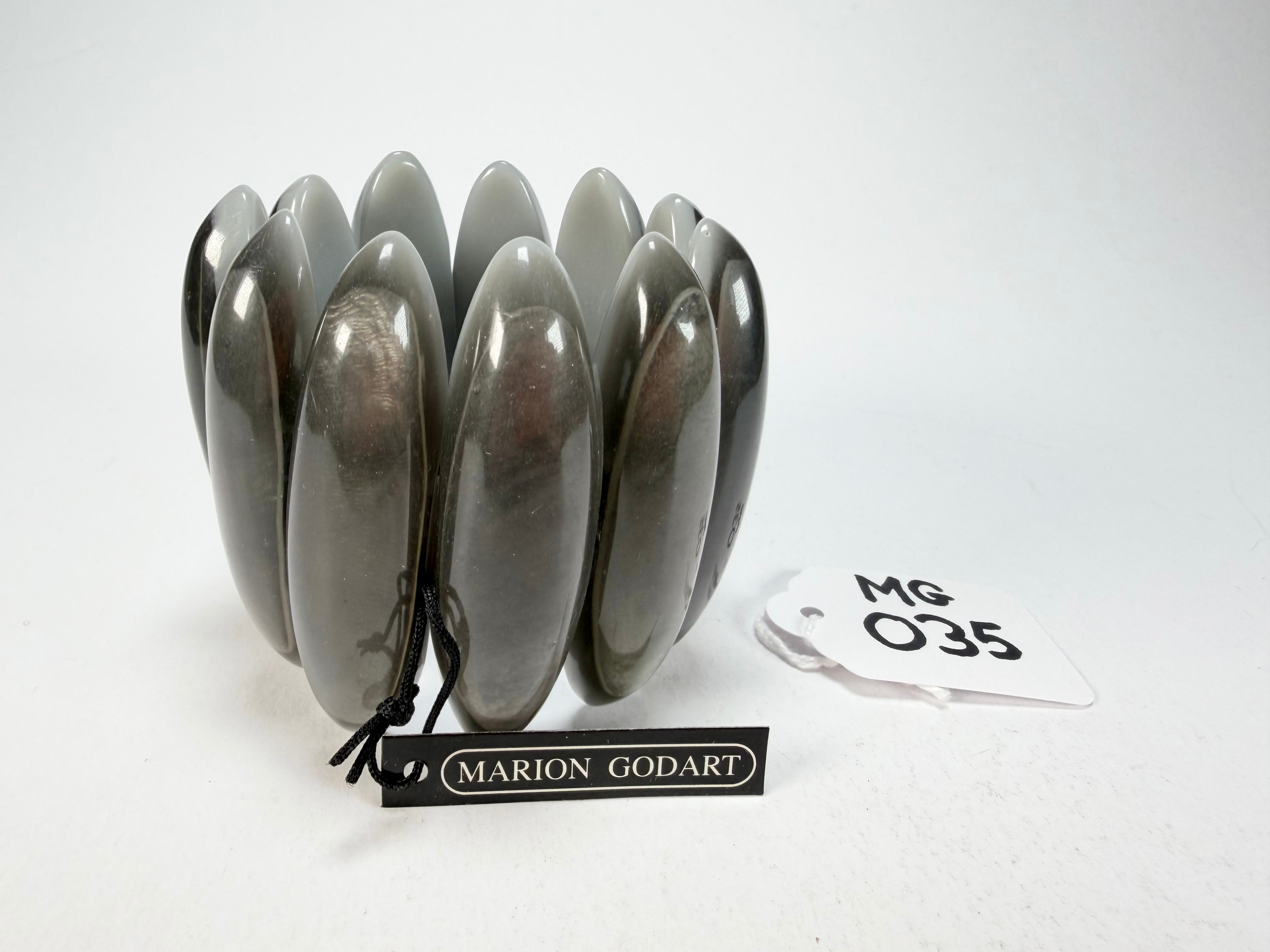 Marion Godart - Natural "Nuances" Grey Tones Elasticated Resin Bracelet