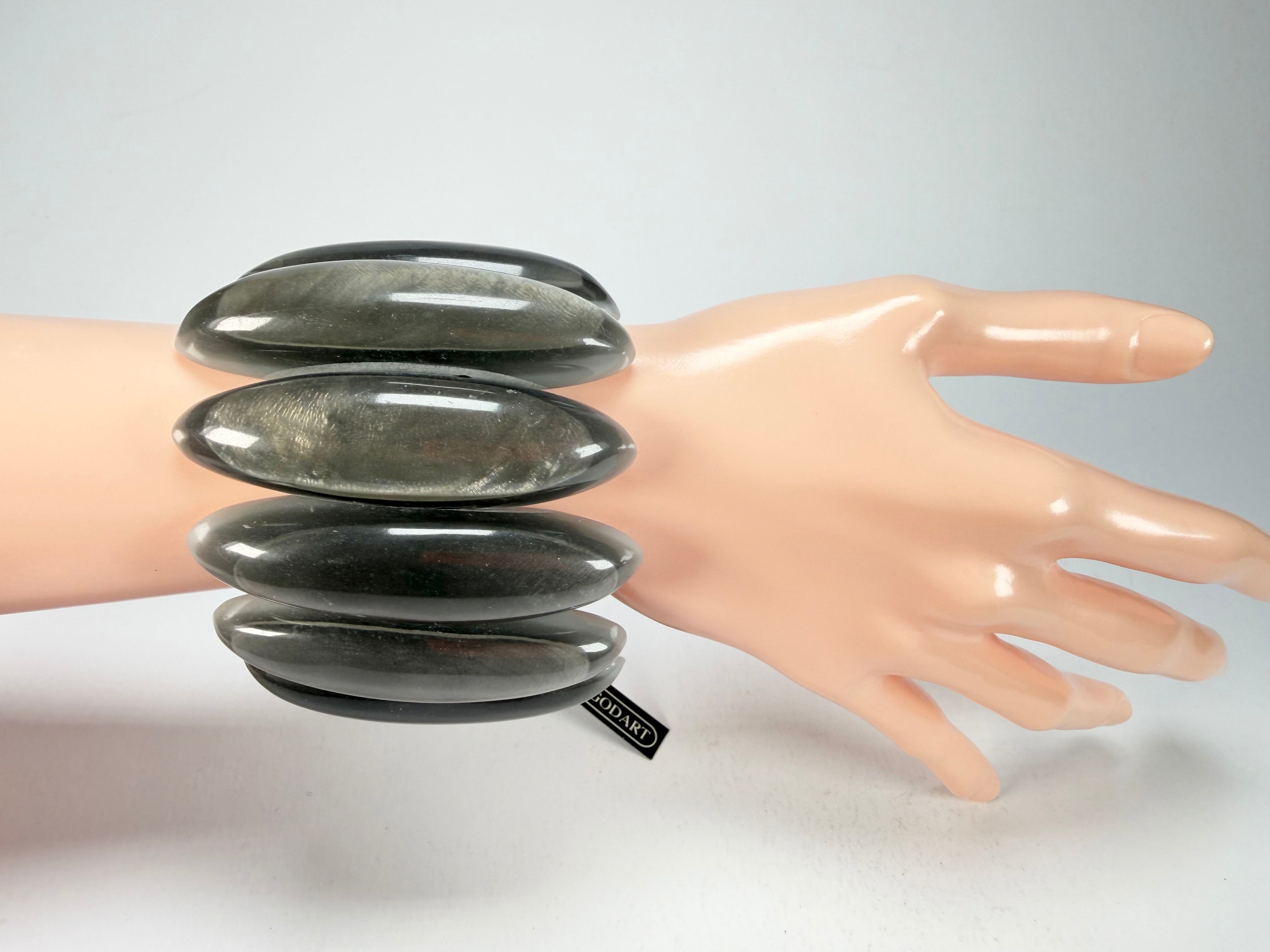 Marion Godart - Natural "Nuances" Grey Tones Elasticated Resin Bracelet