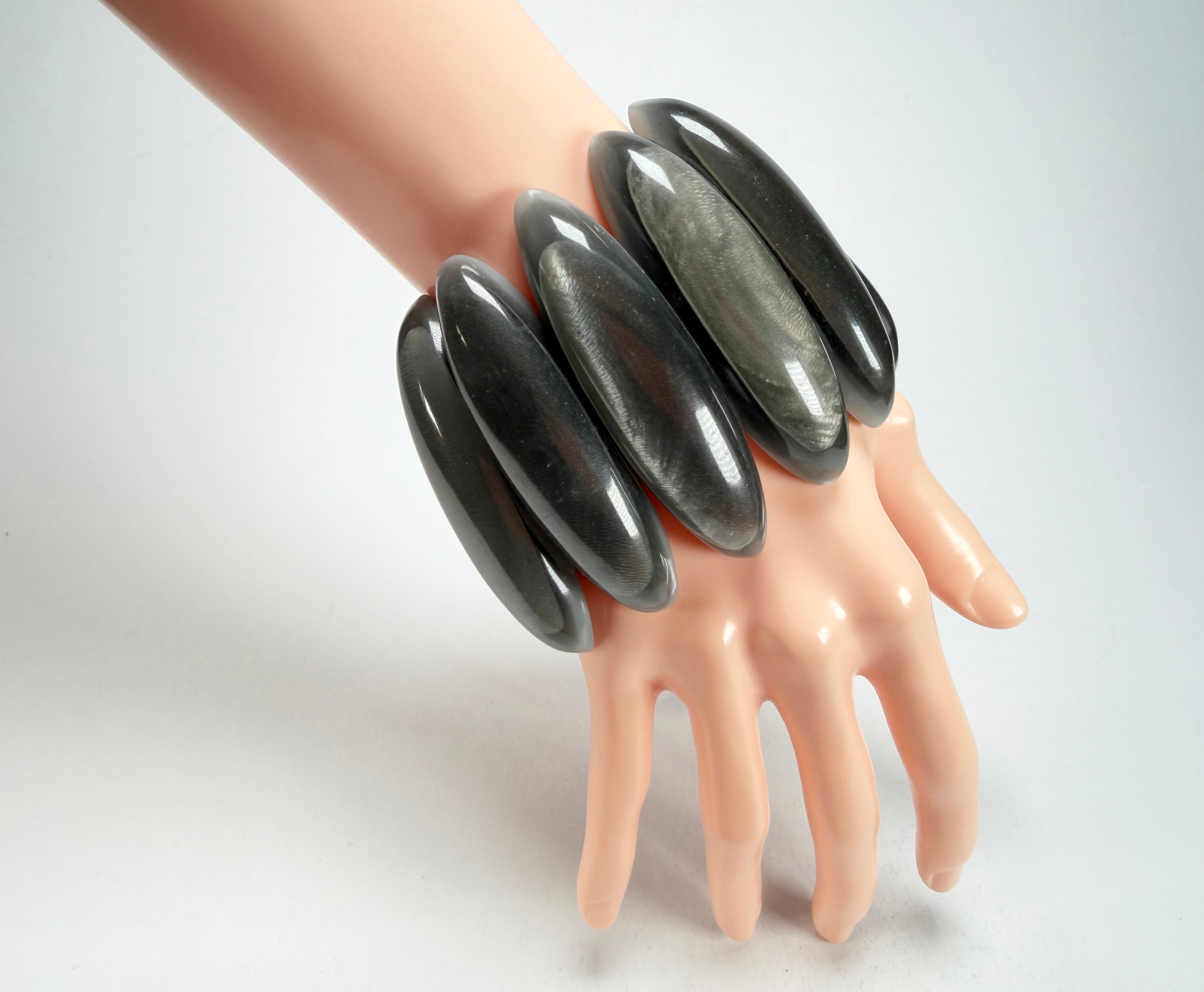 Marion Godart - Natural "Nuances" Grey Tones Elasticated Resin Bracelet