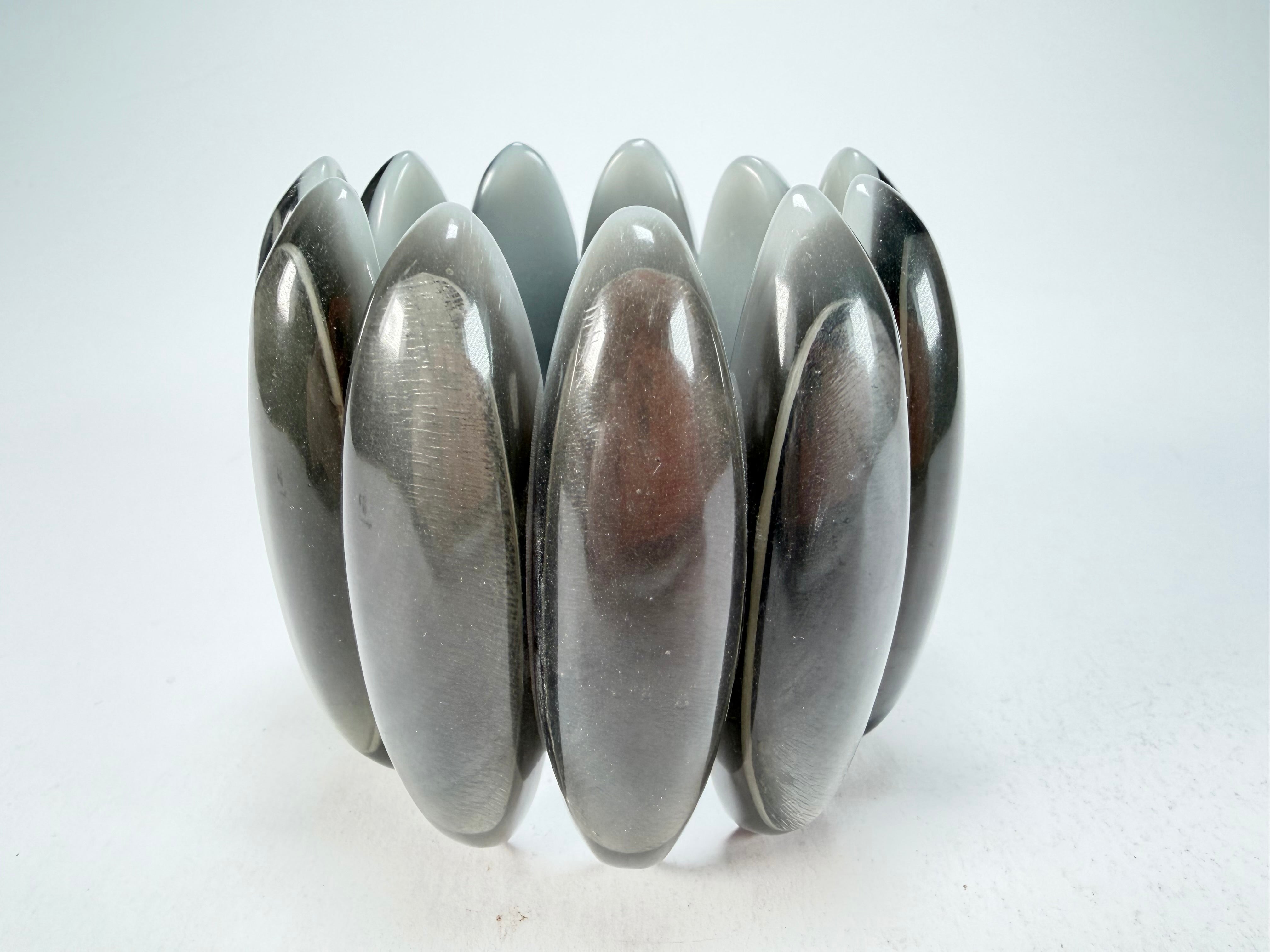 Marion Godart - Natural "Nuances" Grey Tones Elasticated Resin Bracelet
