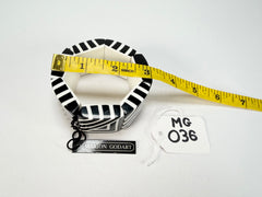 Marion Godart - Monochrome "Géométrique" Black & White Elasticated Resin Bracelet