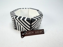 Marion Godart - Monochrome "Géométrique" Black & White Elasticated Resin Bracelet